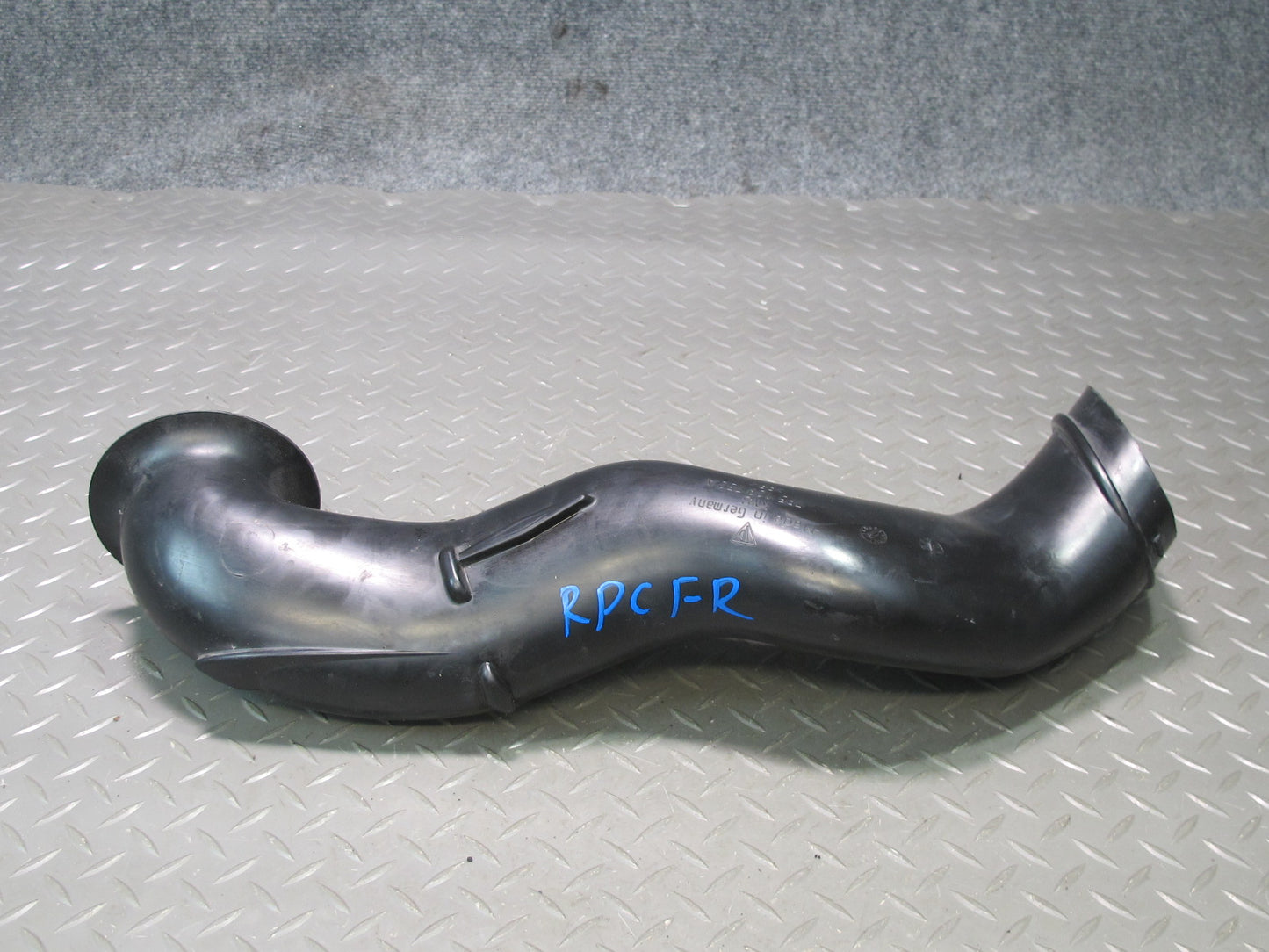 2011-2018 Porsche Cayenne 958 4.8L Engine Right Side Air Intake Pipe Tube Hose