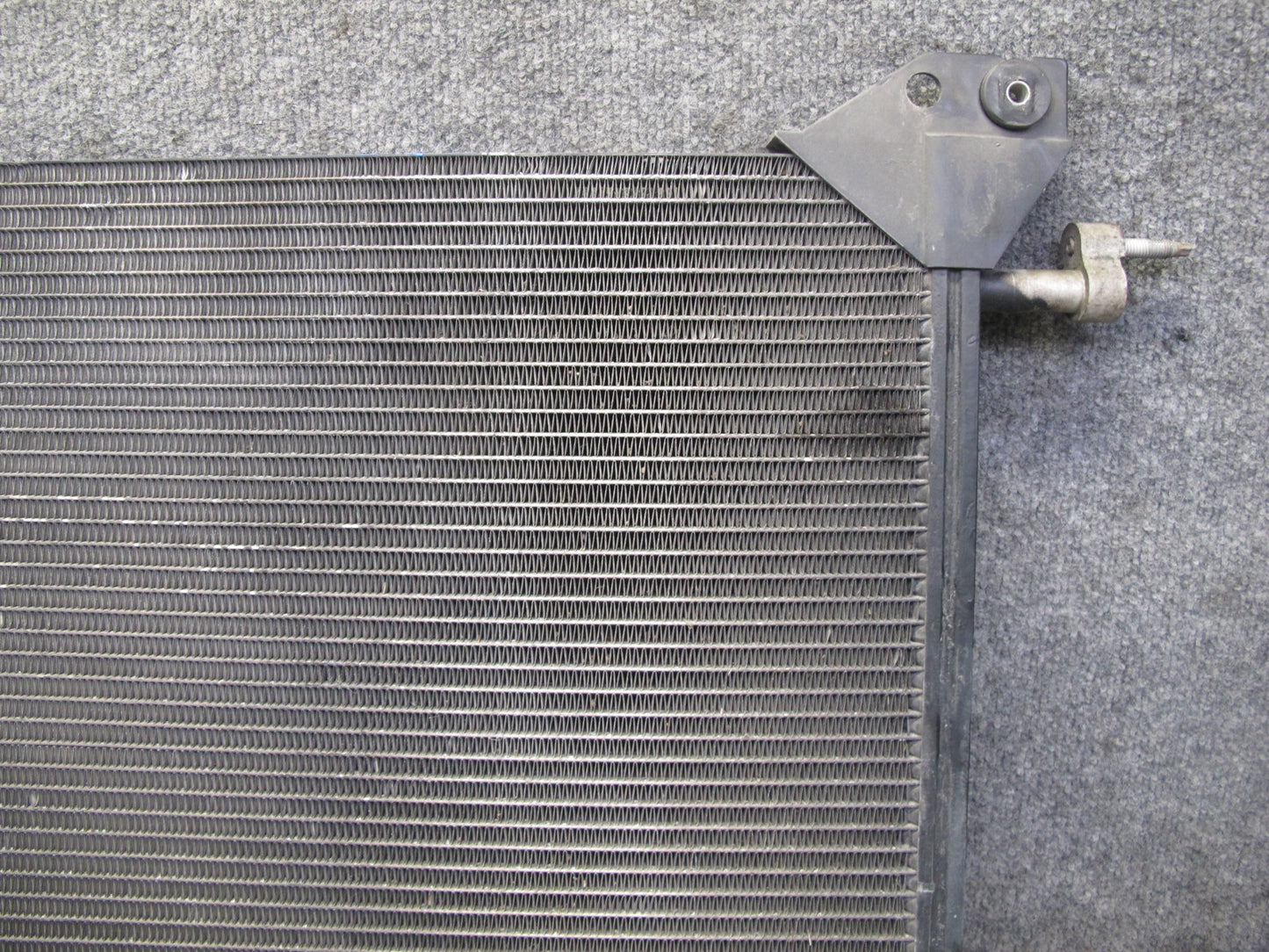 2007-2014 Cadillac Escalade A/C Air Condition Condenser 20913751