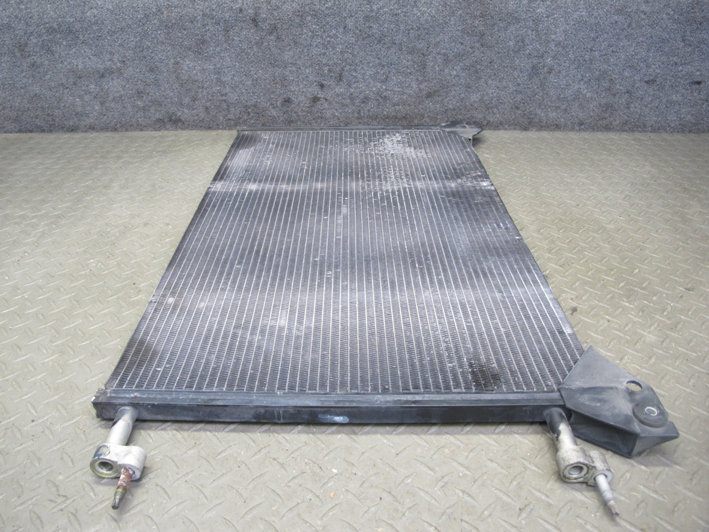 2007-2014 Cadillac Escalade A/C Air Condition Condenser 20913751