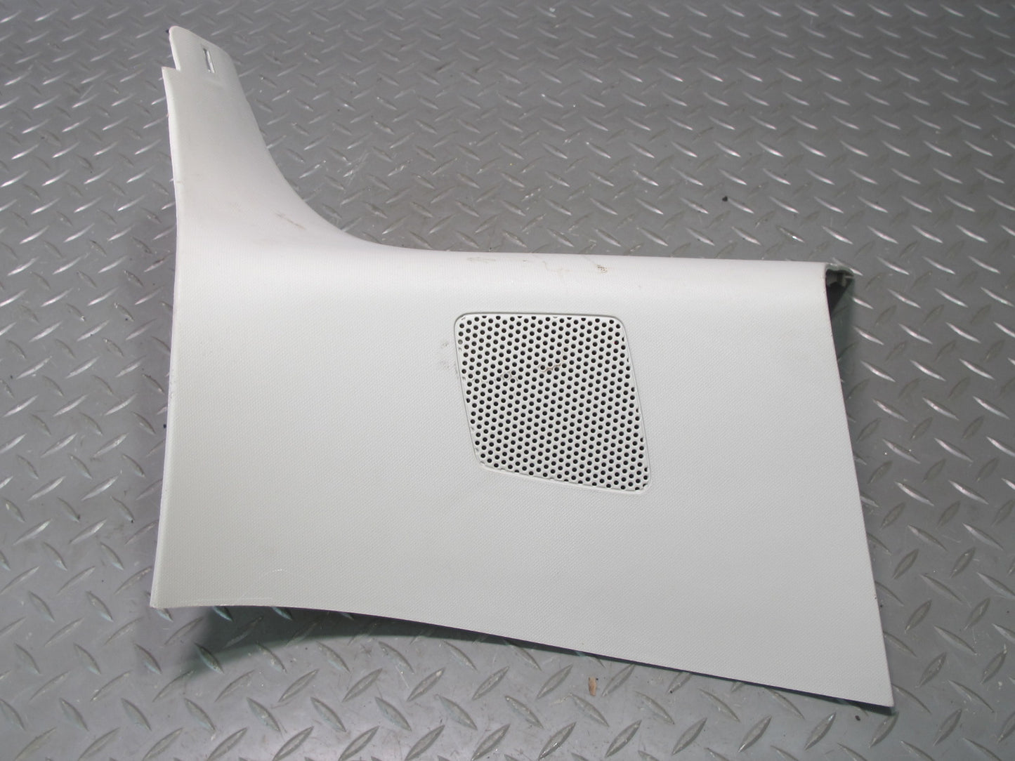 2007-2014 Cadillac Escalade Rear Interior D Pillar Trim Panel Set of 2