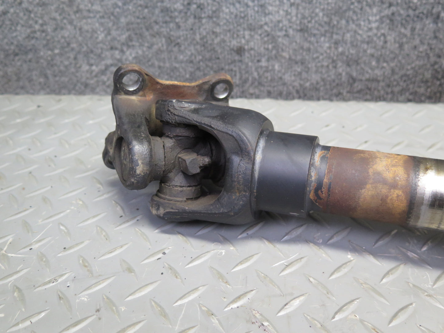 2003-2007 Lexus UZJ100L LX470 AWD Rear Driveshaft Drive Shaft