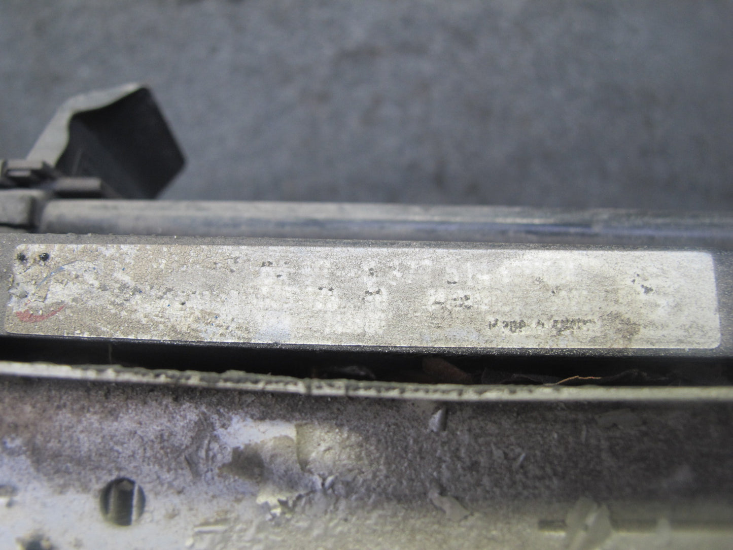 01-02 BMW E46 M54 Engine Radiator A/C Condenser Oil Cooler Shroud Set OEM