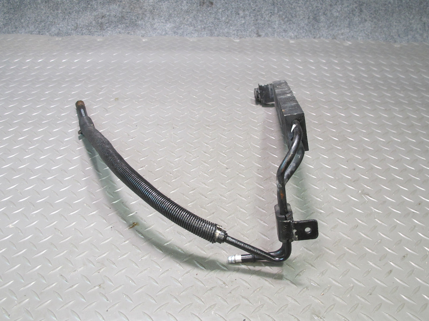 2012-2014 Cadillac Escalade Power Steering Oil Cooler Cooling Line