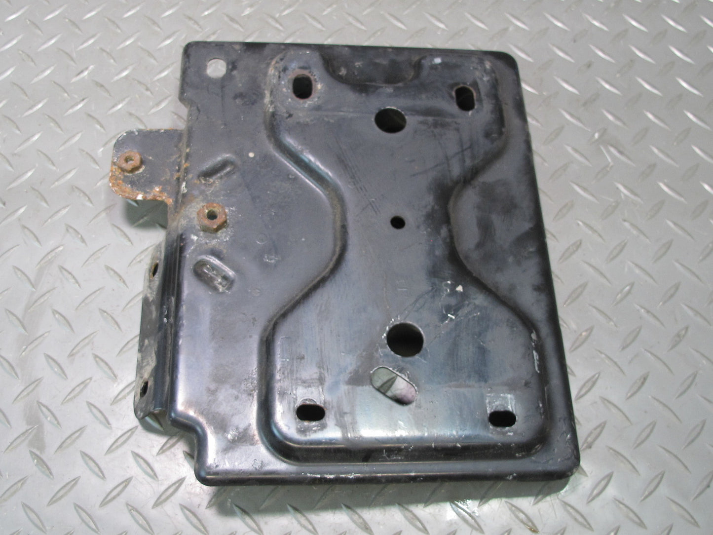 2007-2014 Cadillac Escalade Battery Tray Holder Bracket Support