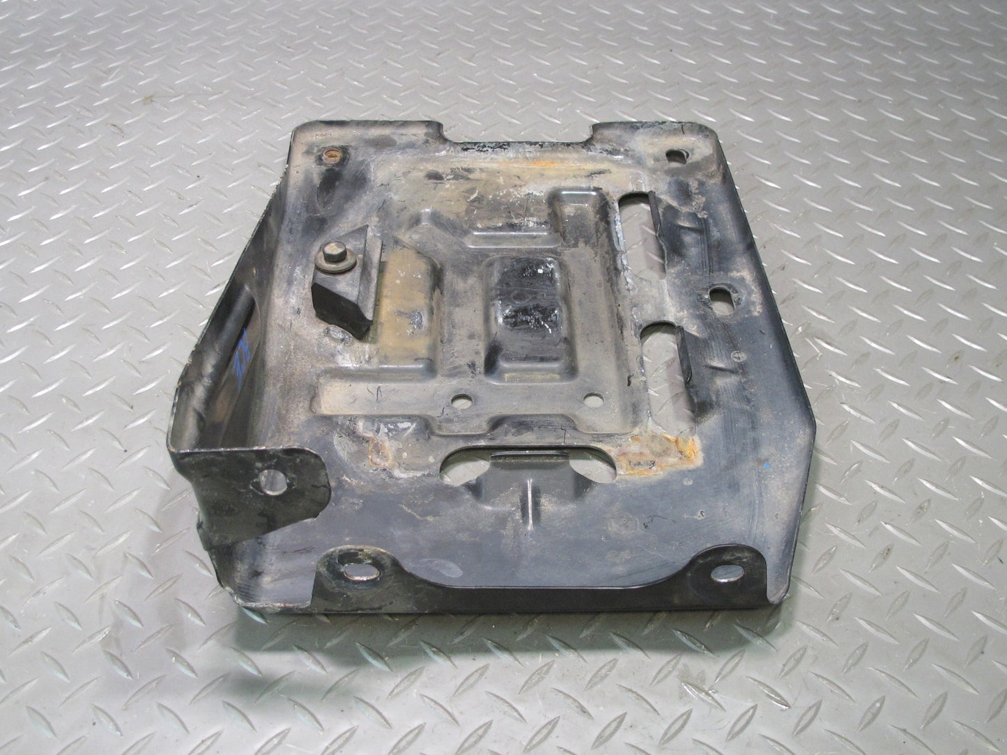 2007-2014 Cadillac Escalade Battery Tray Holder Bracket Support