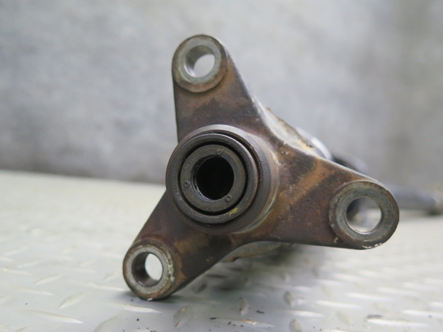 01-06 BMW E46 330Ci 330i A/T Rear Driveshaft Drive Shaft 7505211 OEM