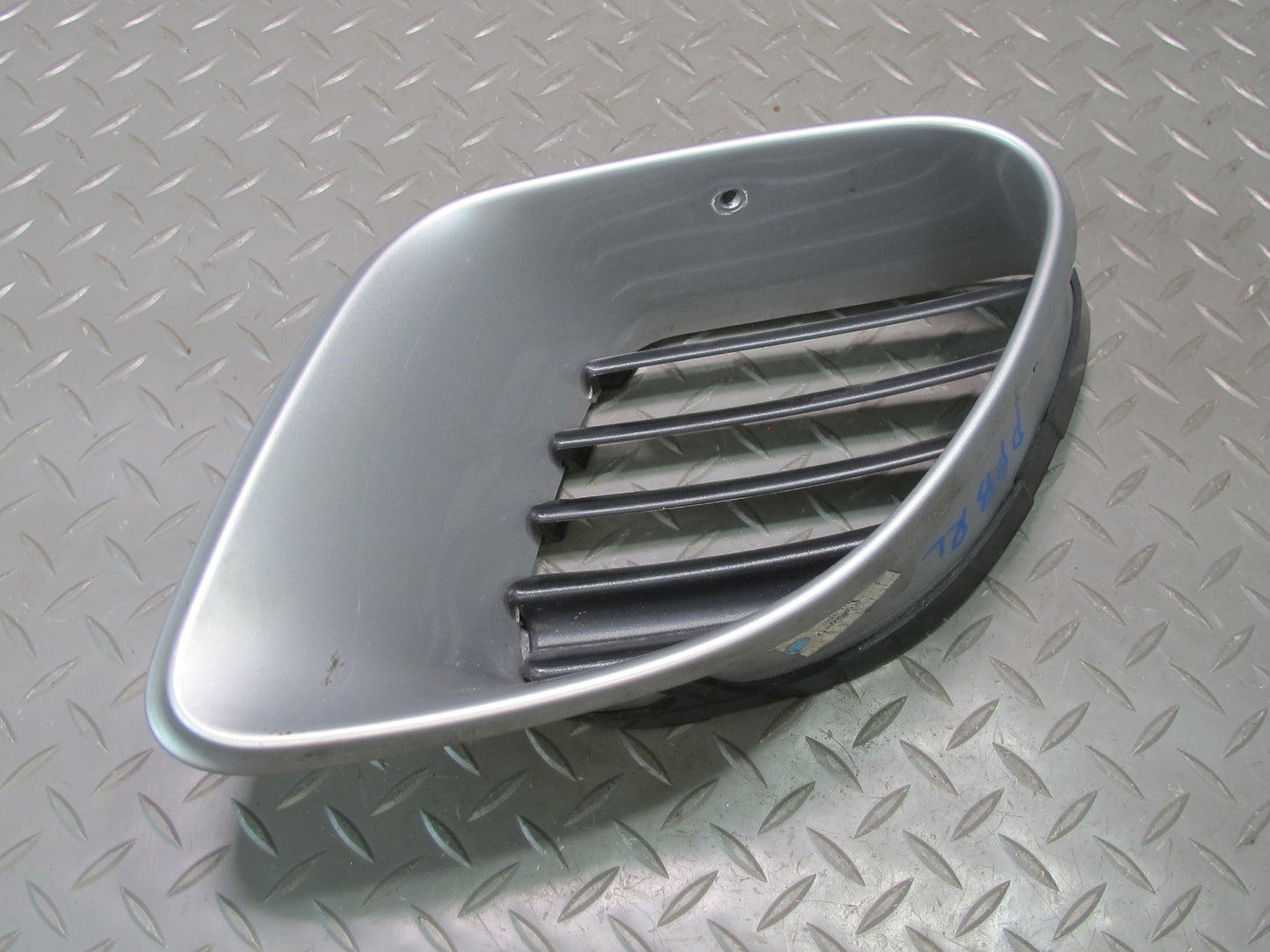 1997-2002 Porsche Boxster 986 Rear Right & Left Side Quarter Air Intake Vent Set