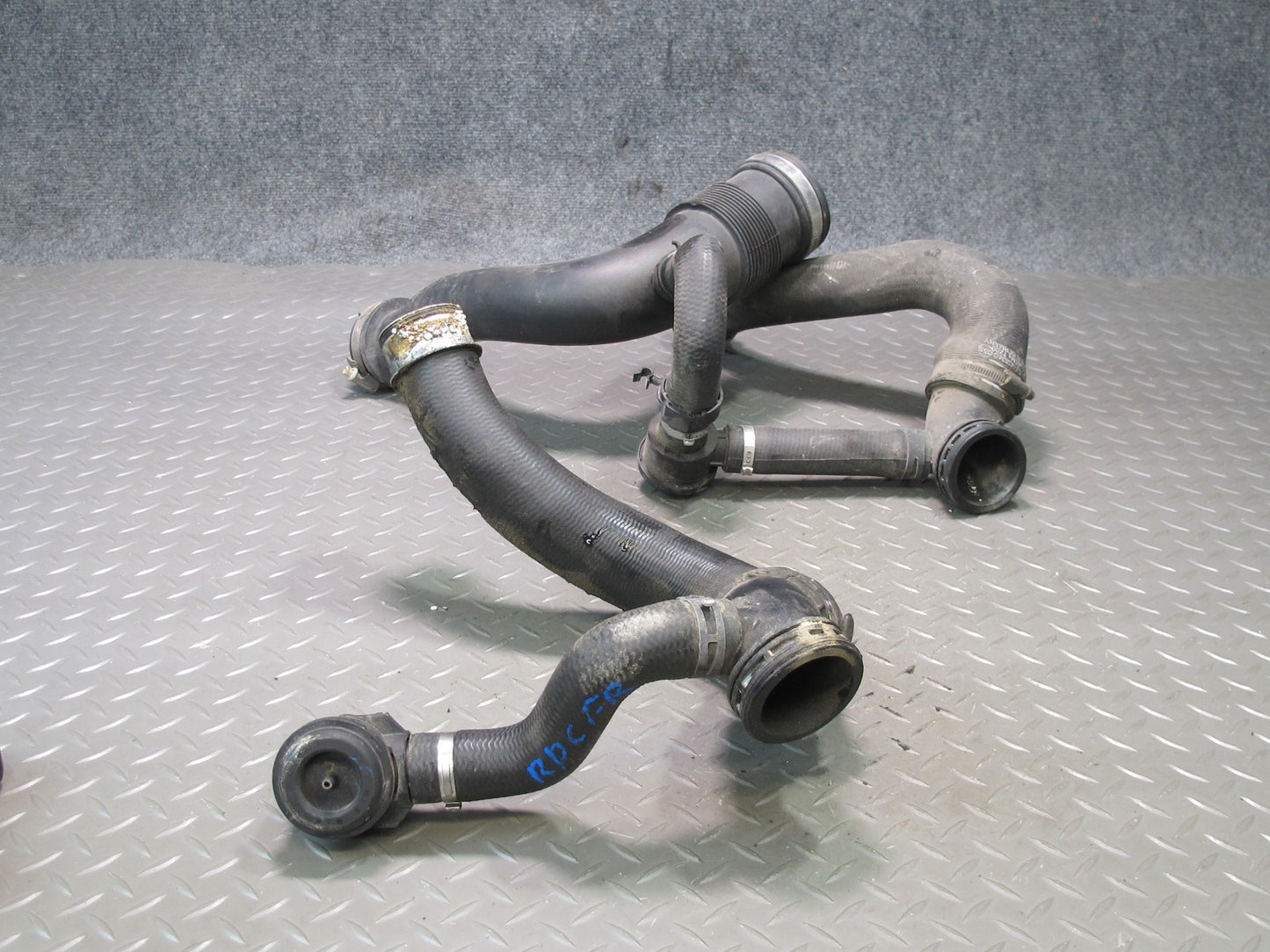 11-18 Porsche Cayenne 958 4.8L Turbo Left Right Intercooler Hose Pipe Line Set