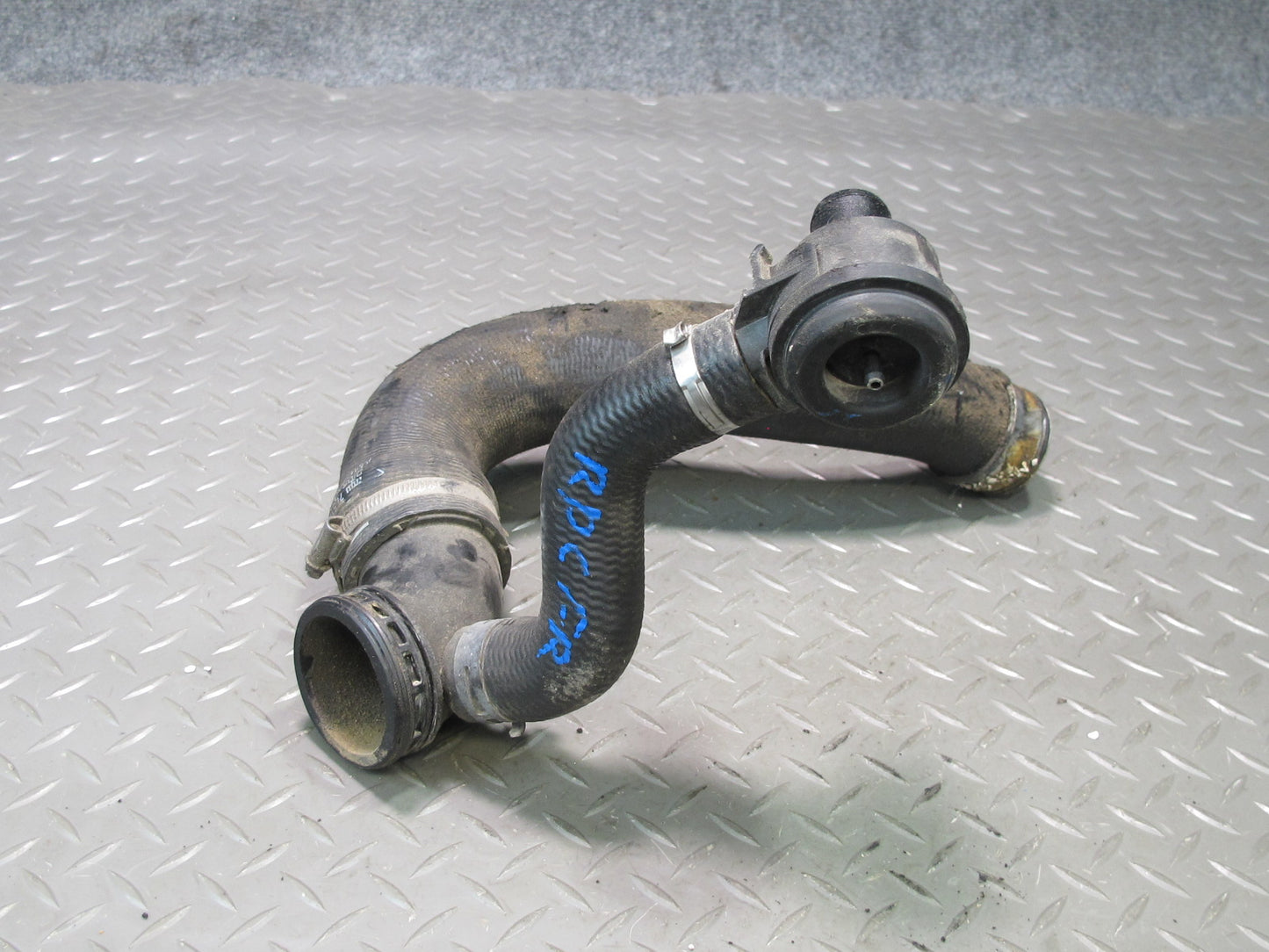 11-18 Porsche Cayenne 958 4.8L Turbo Left Right Intercooler Hose Pipe Line Set