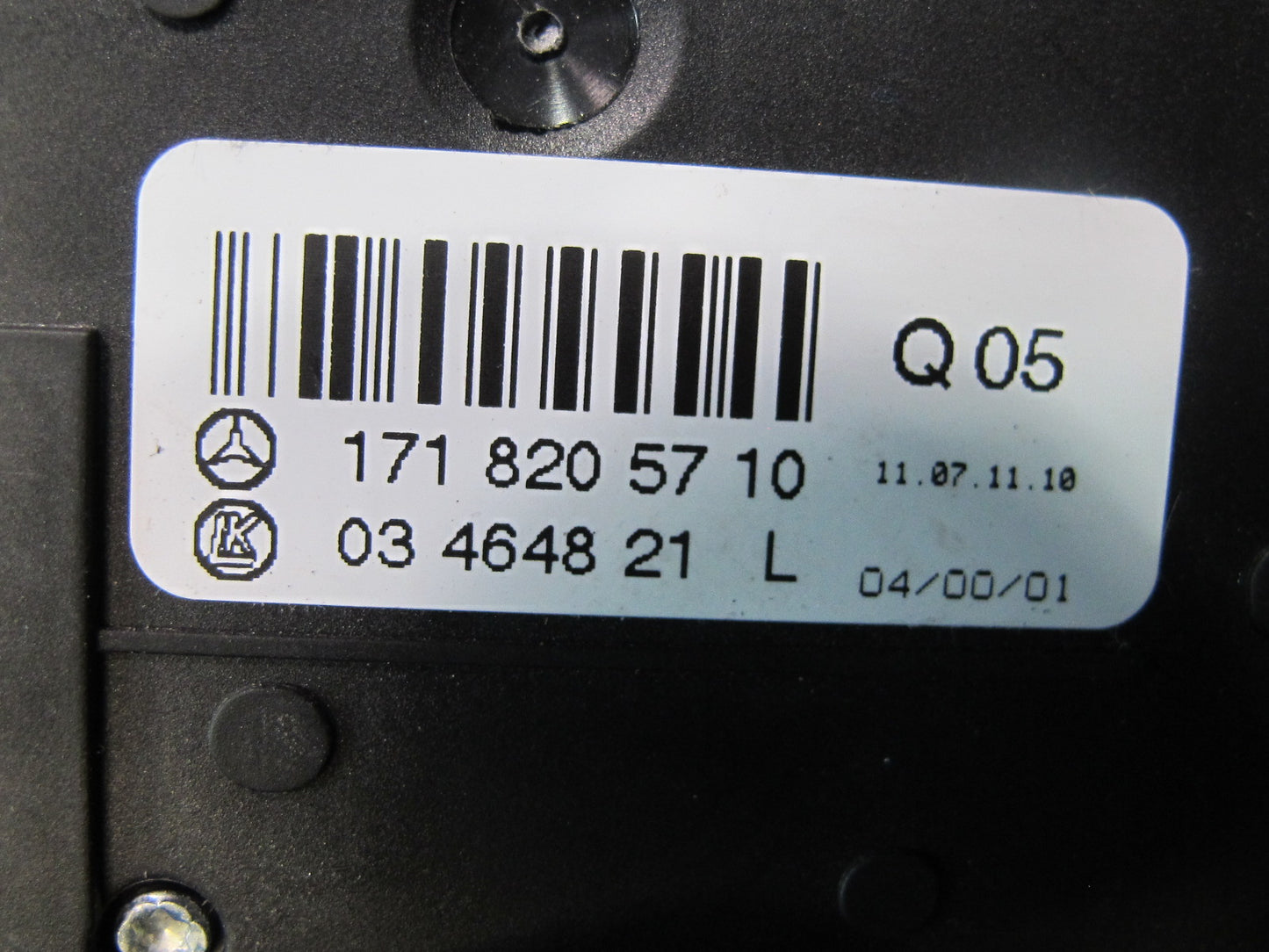 05-11 Mercedes R171 Slk-class Front Left Seat Adjustment Switch 1718205710 OEM