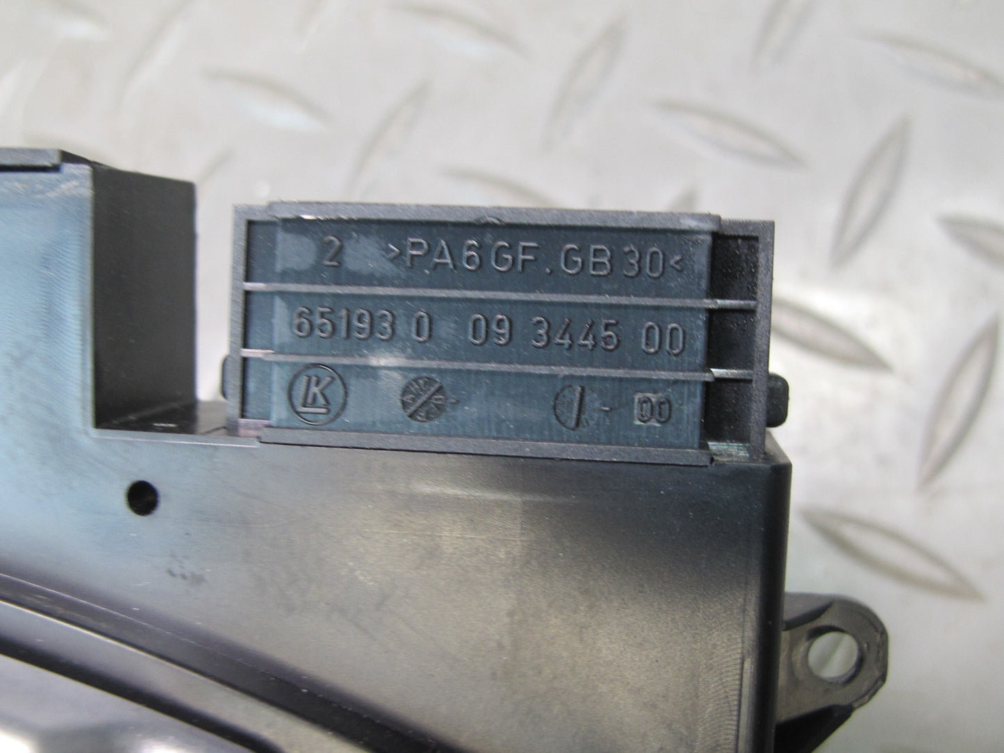 05-11 Mercedes R171 Slk-class Front Left Seat Adjustment Switch 1718205710 OEM