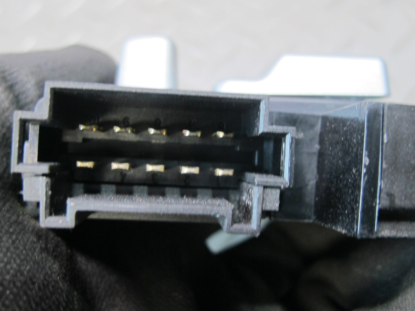 05-11 Mercedes R171 Slk-class Front Left Seat Adjustment Switch 1718205710 OEM