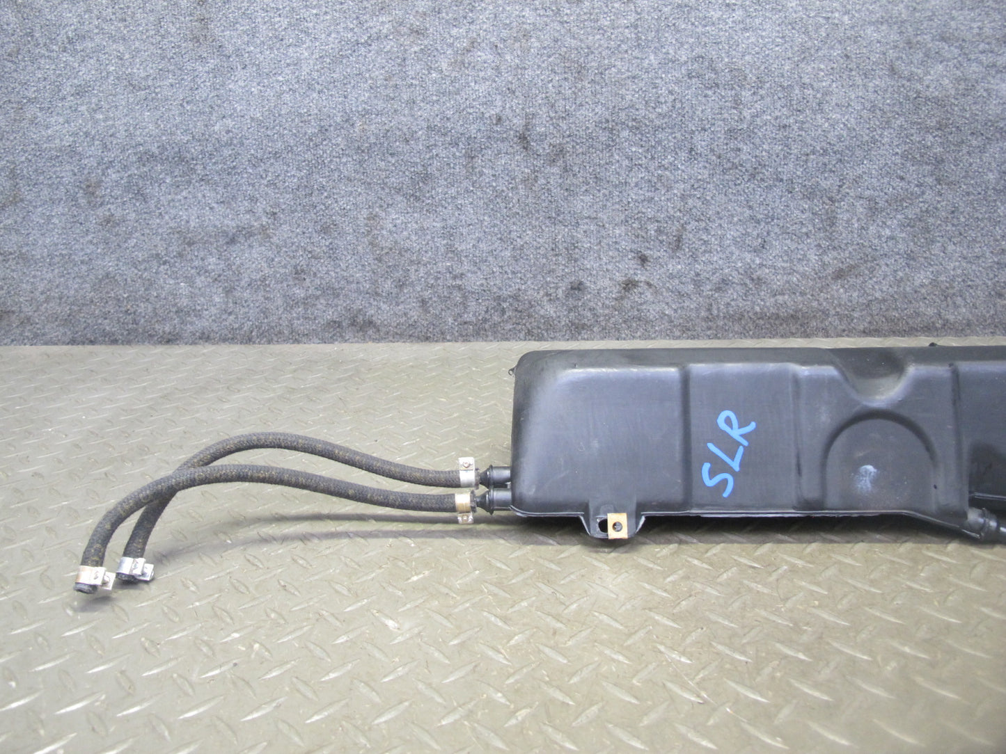 81-85 Mercedes R107 380SL Fuel Evap Vapor Charcoal Canister w Pipe OEM