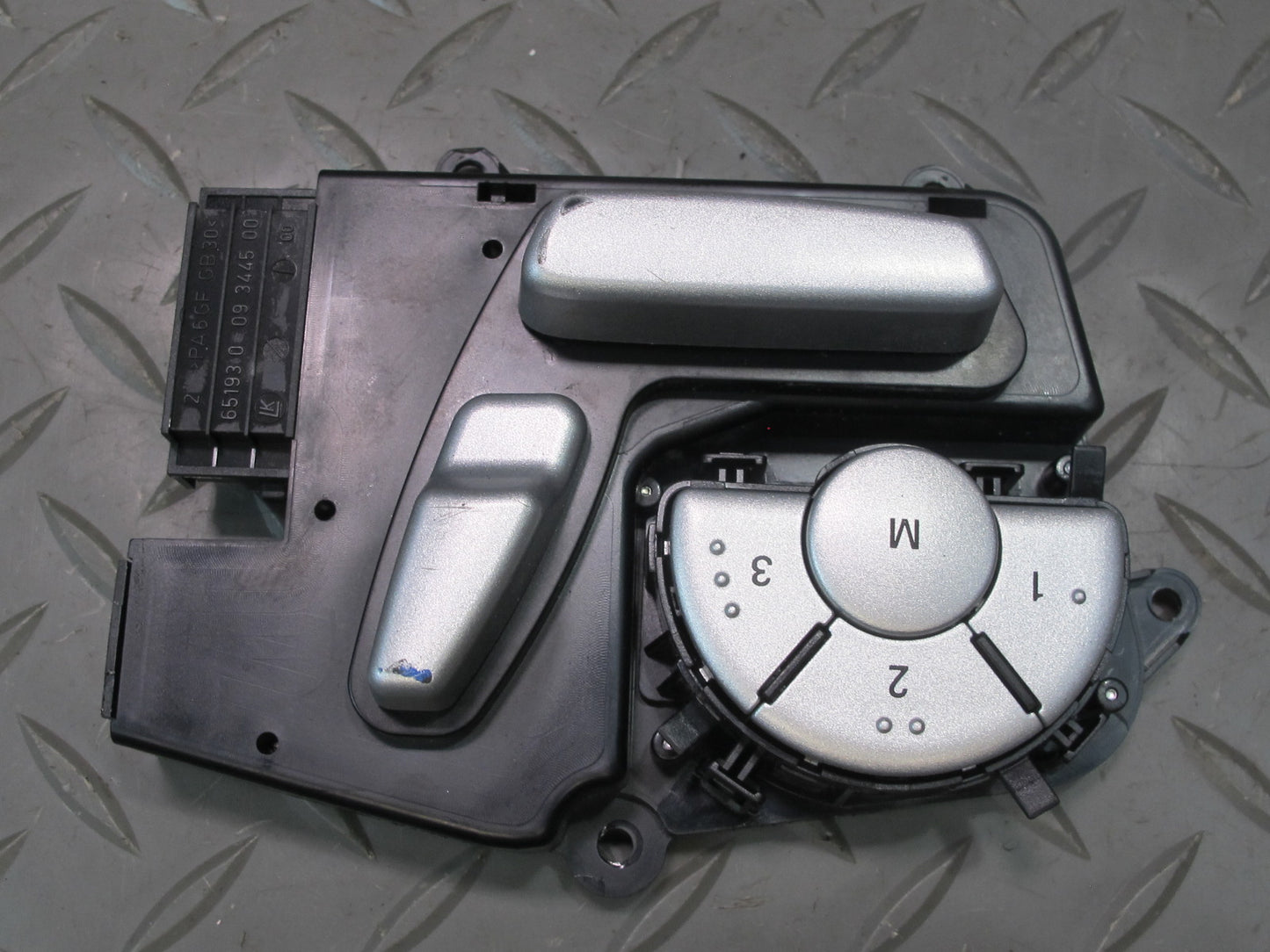 05-11 Mercedes R171 Slk-class Front Left Seat Adjustment Switch 1718205710 OEM