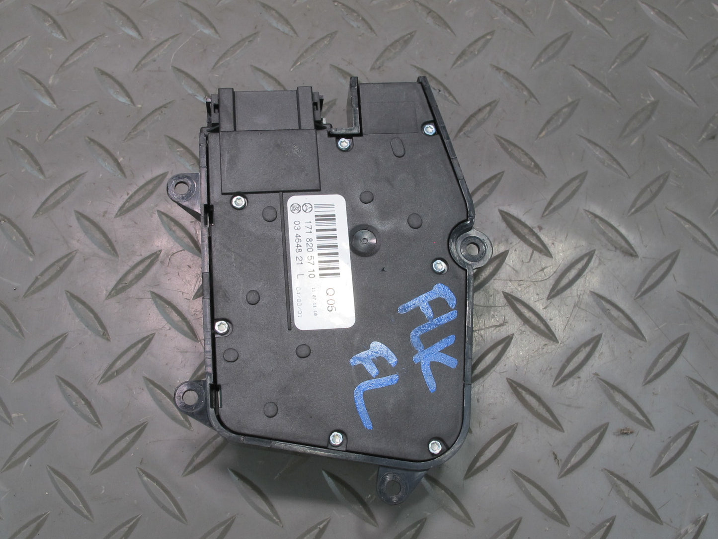 05-11 Mercedes R171 Slk-class Front Left Seat Adjustment Switch 1718205710 OEM