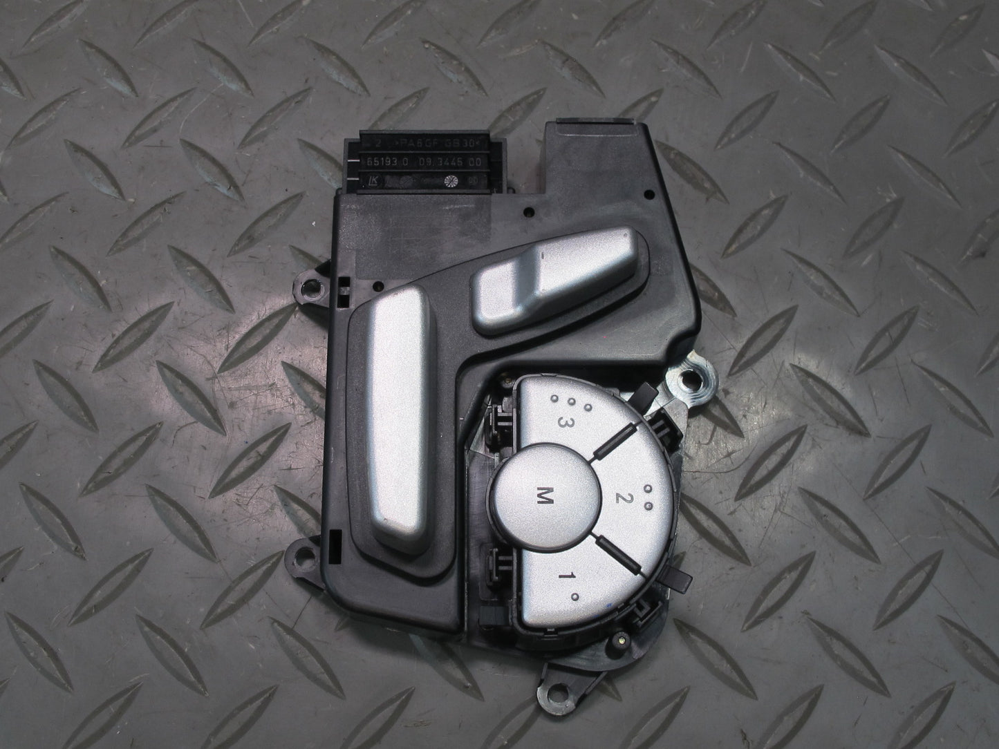 05-11 Mercedes R171 Slk-class Front Right Seat Adjustment Switch 1718205810 OEM