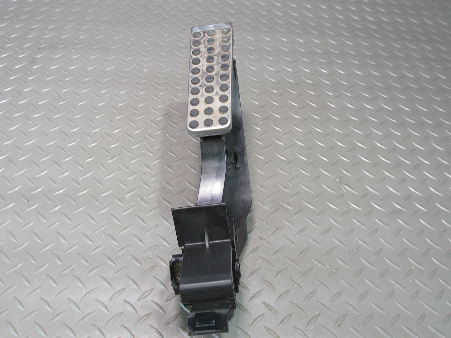 05-11 Mercedes R171 Slk-class Gas Acceleration Pedal 2033000604 OEM