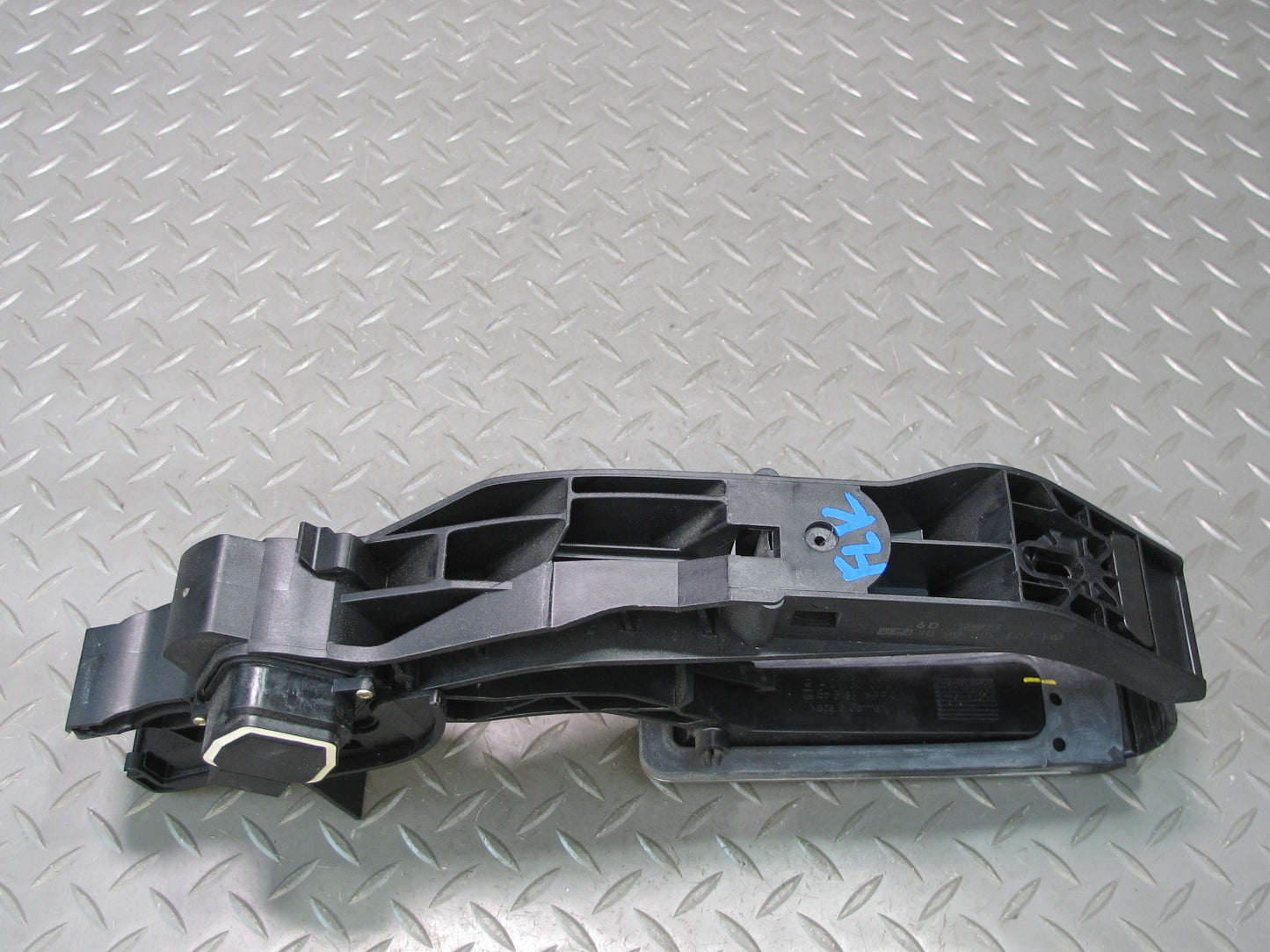 05-11 Mercedes R171 Slk-class Gas Acceleration Pedal 2033000604 OEM