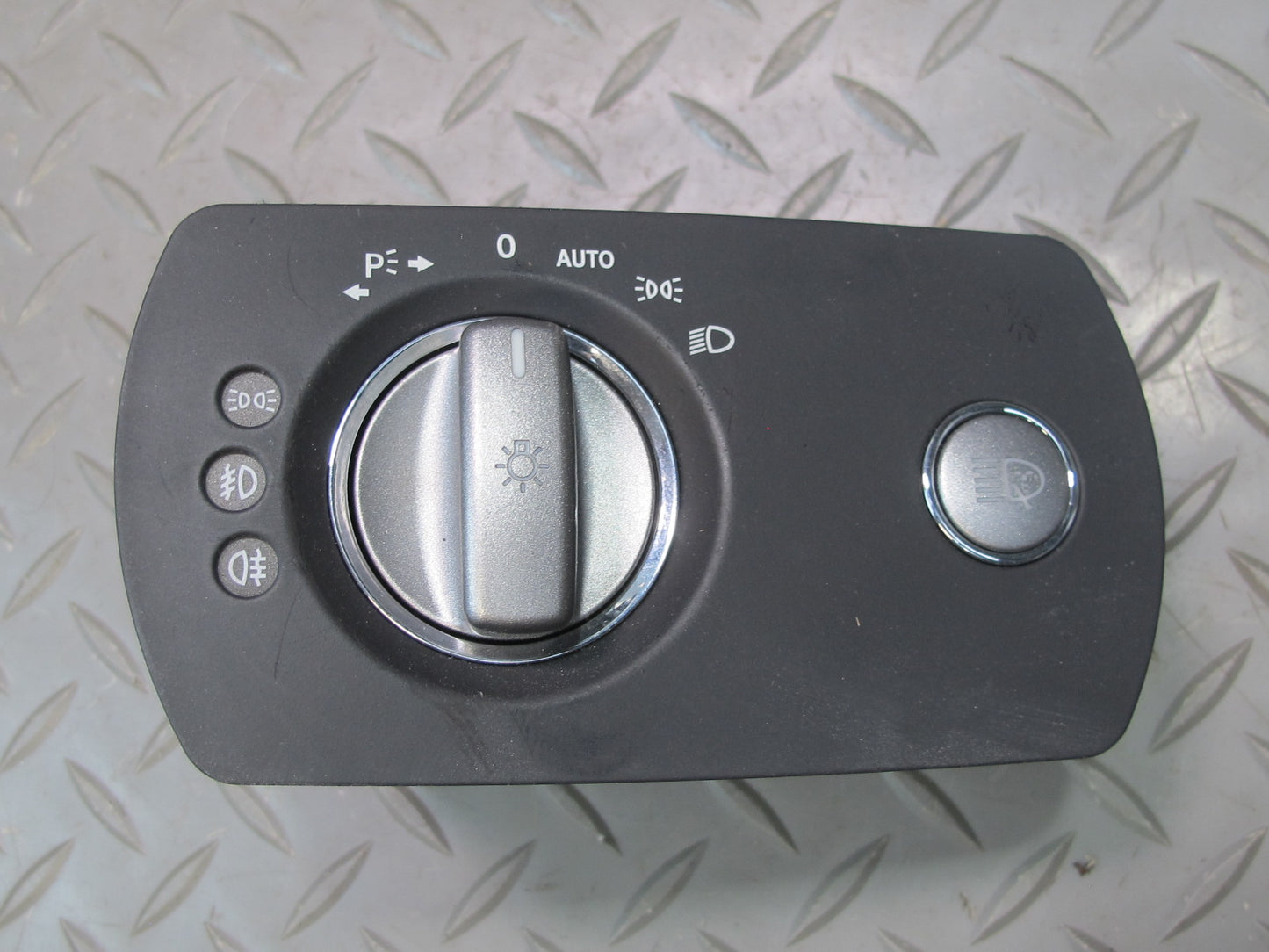 05-11 Mercedes R171 Slk-class Headlight Fog Light Control Switch 1715450304 OEM