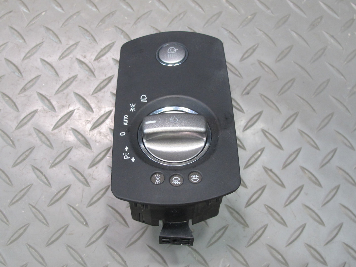 05-11 Mercedes R171 Slk-class Headlight Fog Light Control Switch 1715450304 OEM