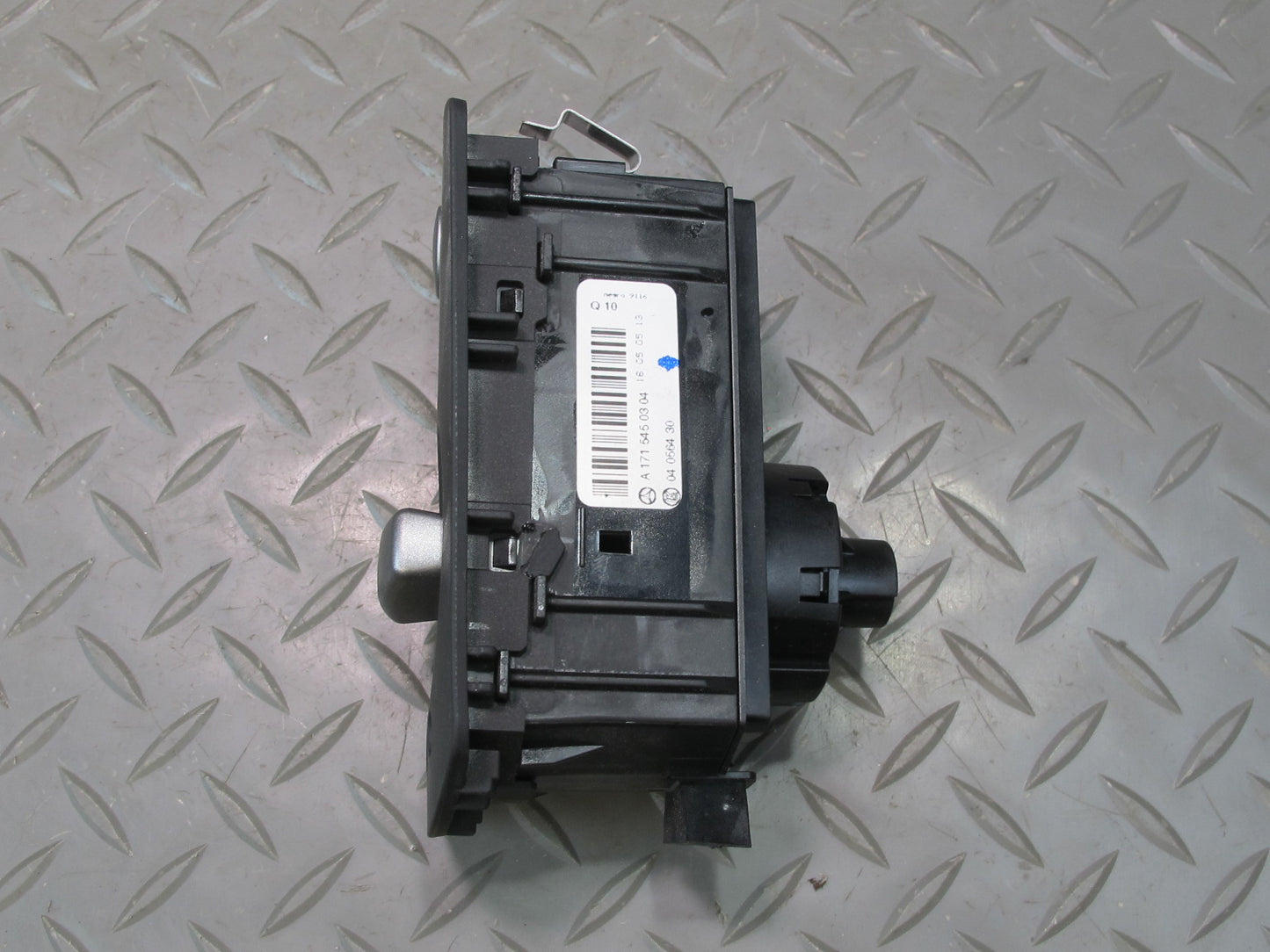 05-11 Mercedes R171 Slk-class Headlight Fog Light Control Switch 1715450304 OEM