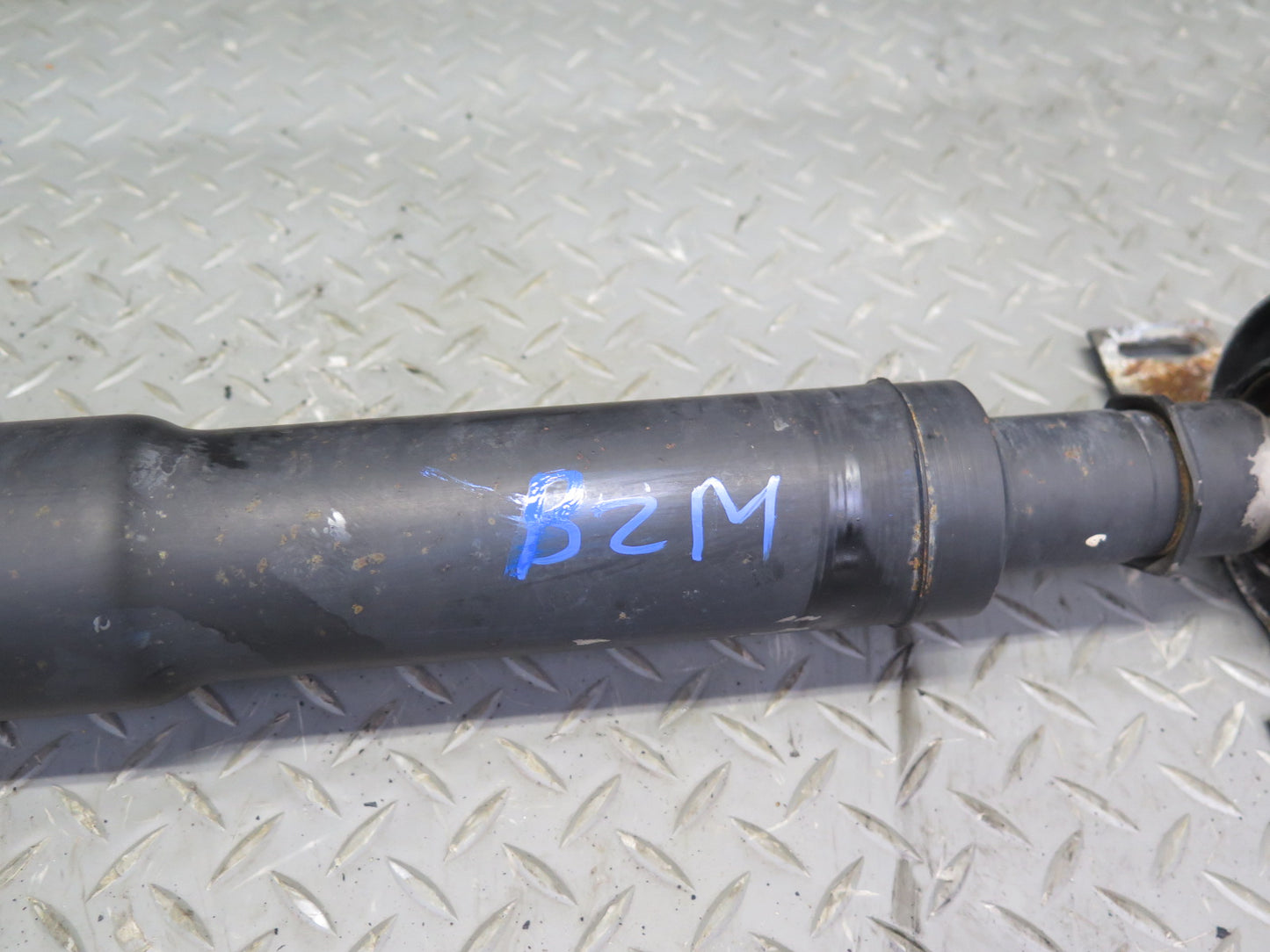 96-98 BMW E36/7 Z3 1.9L M44 M/T Manual Transmission Driveshaft 1229254 OEM