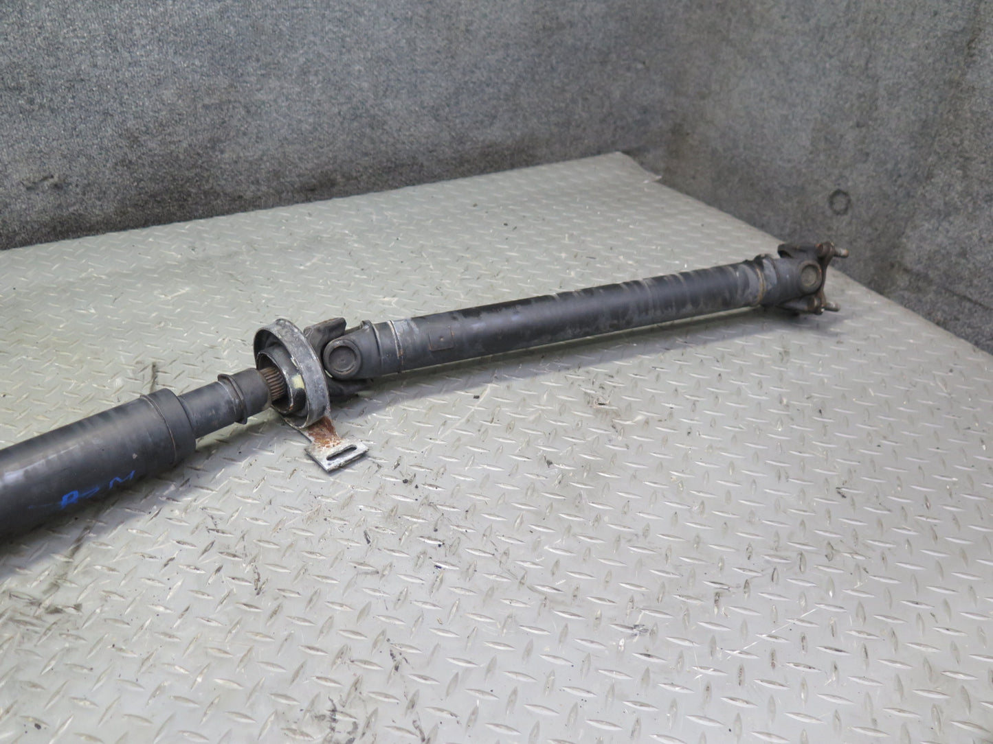 96-98 BMW E36/7 Z3 1.9L M44 M/T Manual Transmission Driveshaft 1229254 OEM