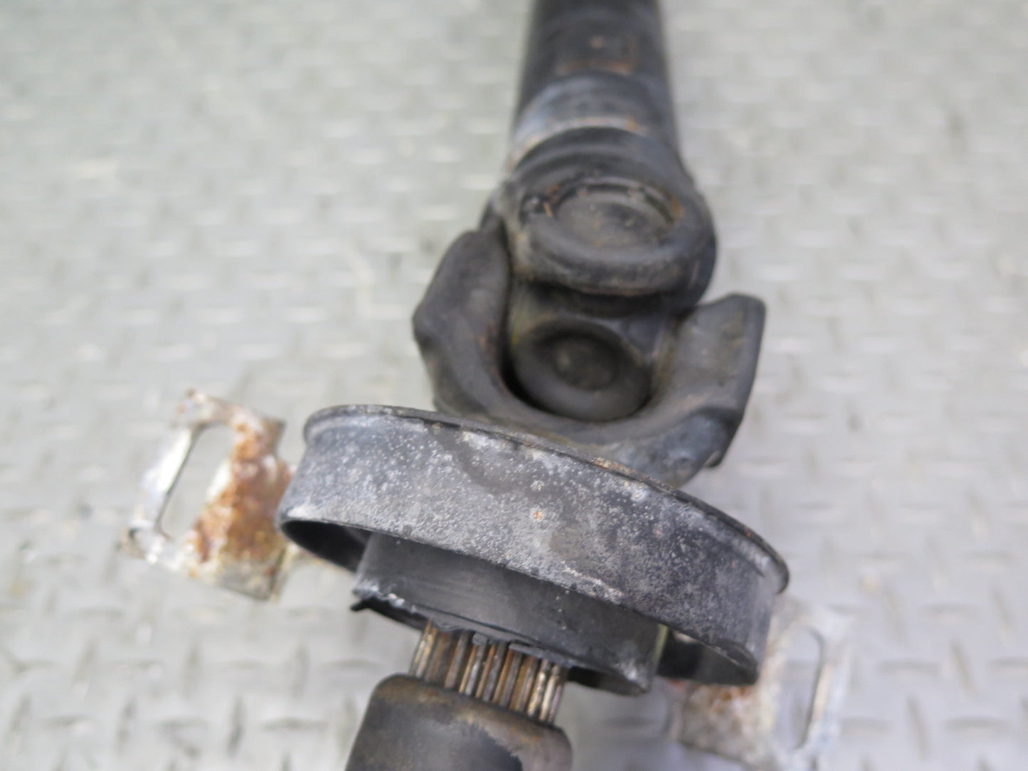 96-98 BMW E36/7 Z3 1.9L M44 M/T Manual Transmission Driveshaft 1229254 OEM