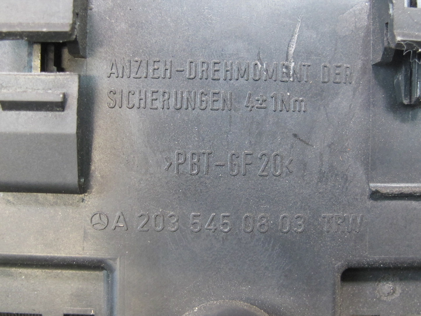 05-11 Mercedes R171 Slk-class Positive Battery Terminal Fuse Box 2035450803 OEM