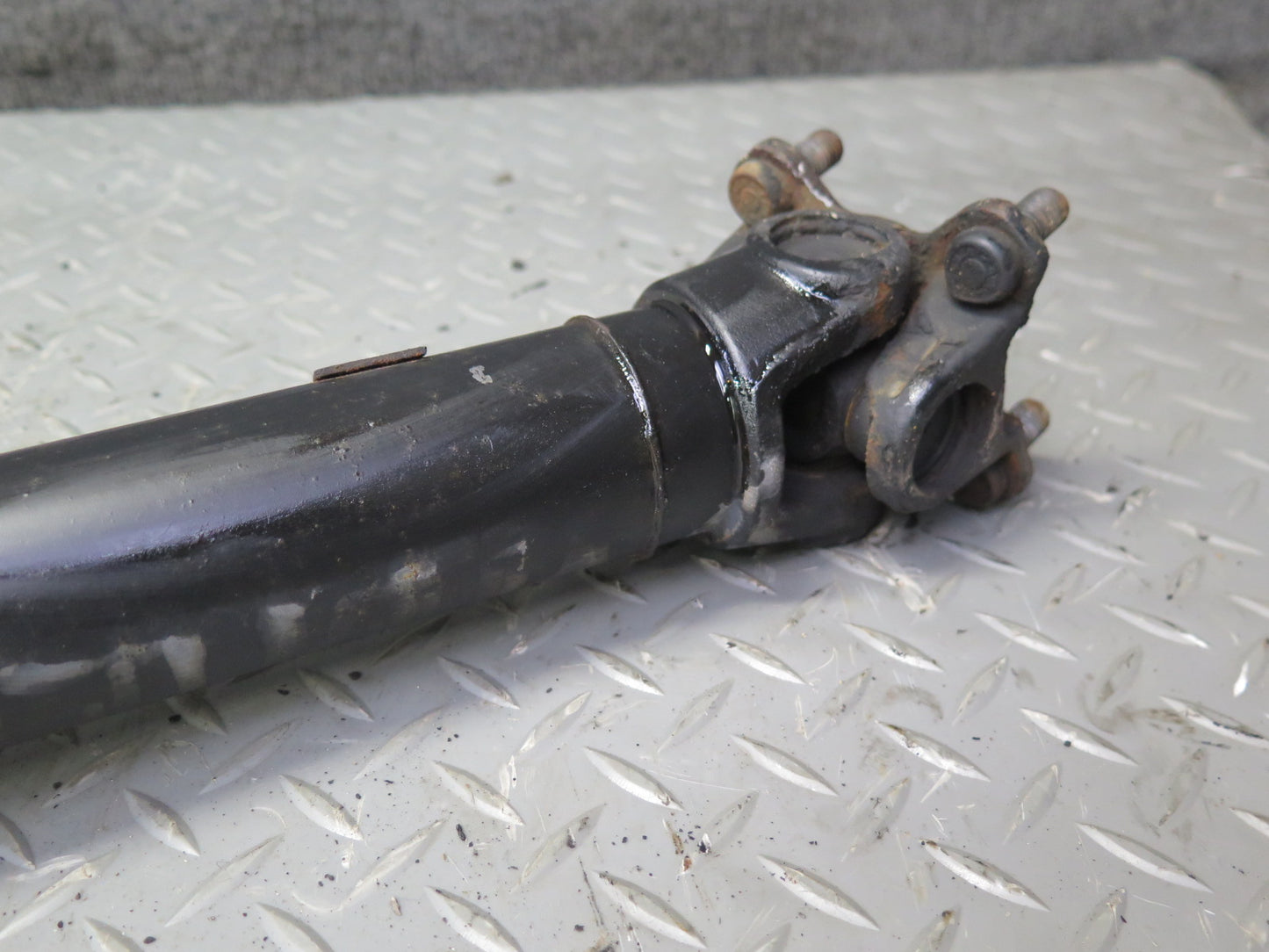 96-98 BMW E36/7 Z3 1.9L M44 M/T Manual Transmission Driveshaft 1229254 OEM