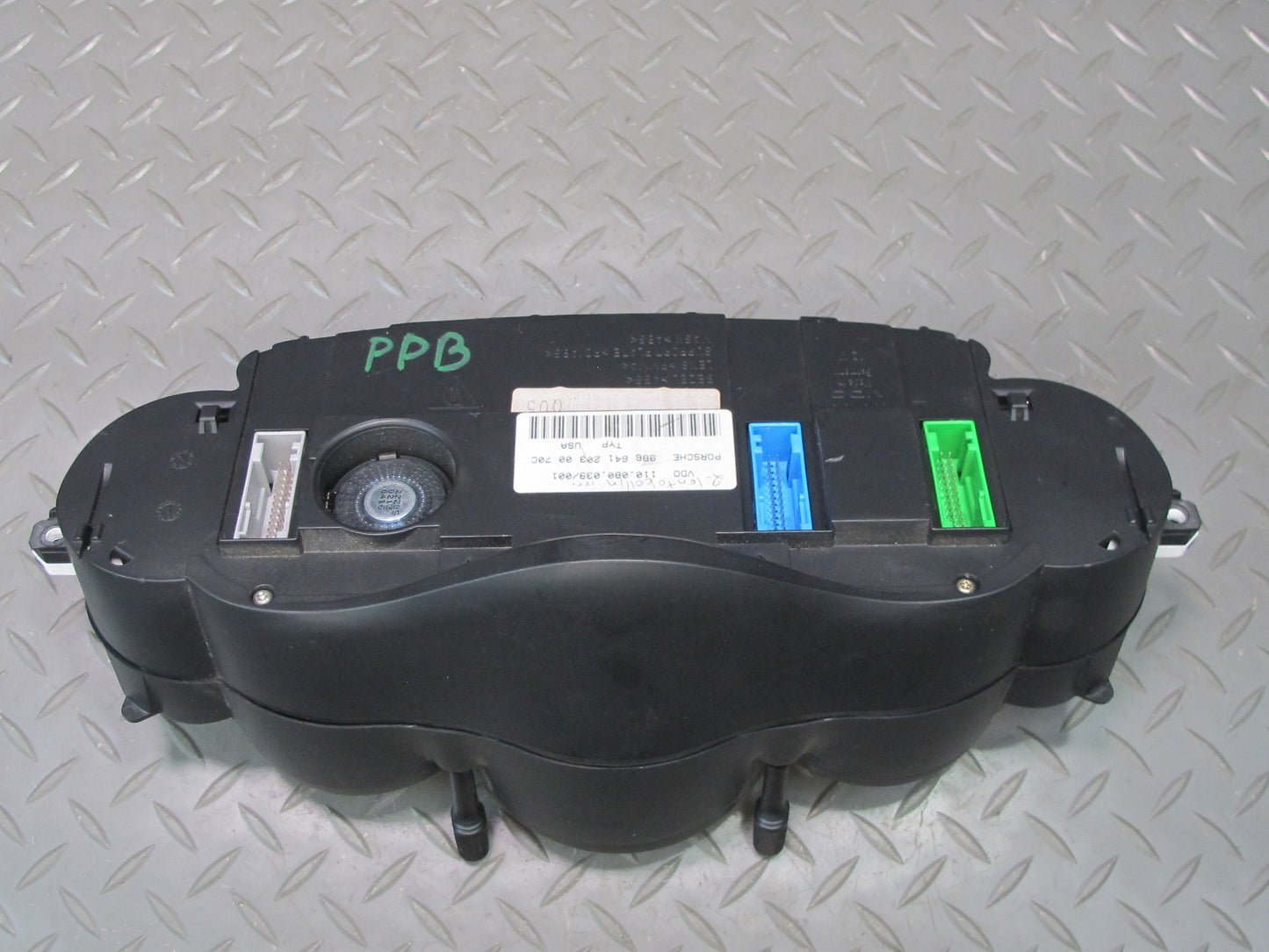 2001-2004 Porsche Boxster 986 M/T 5-SPEED Speedometer Gauge Instrument Cluster