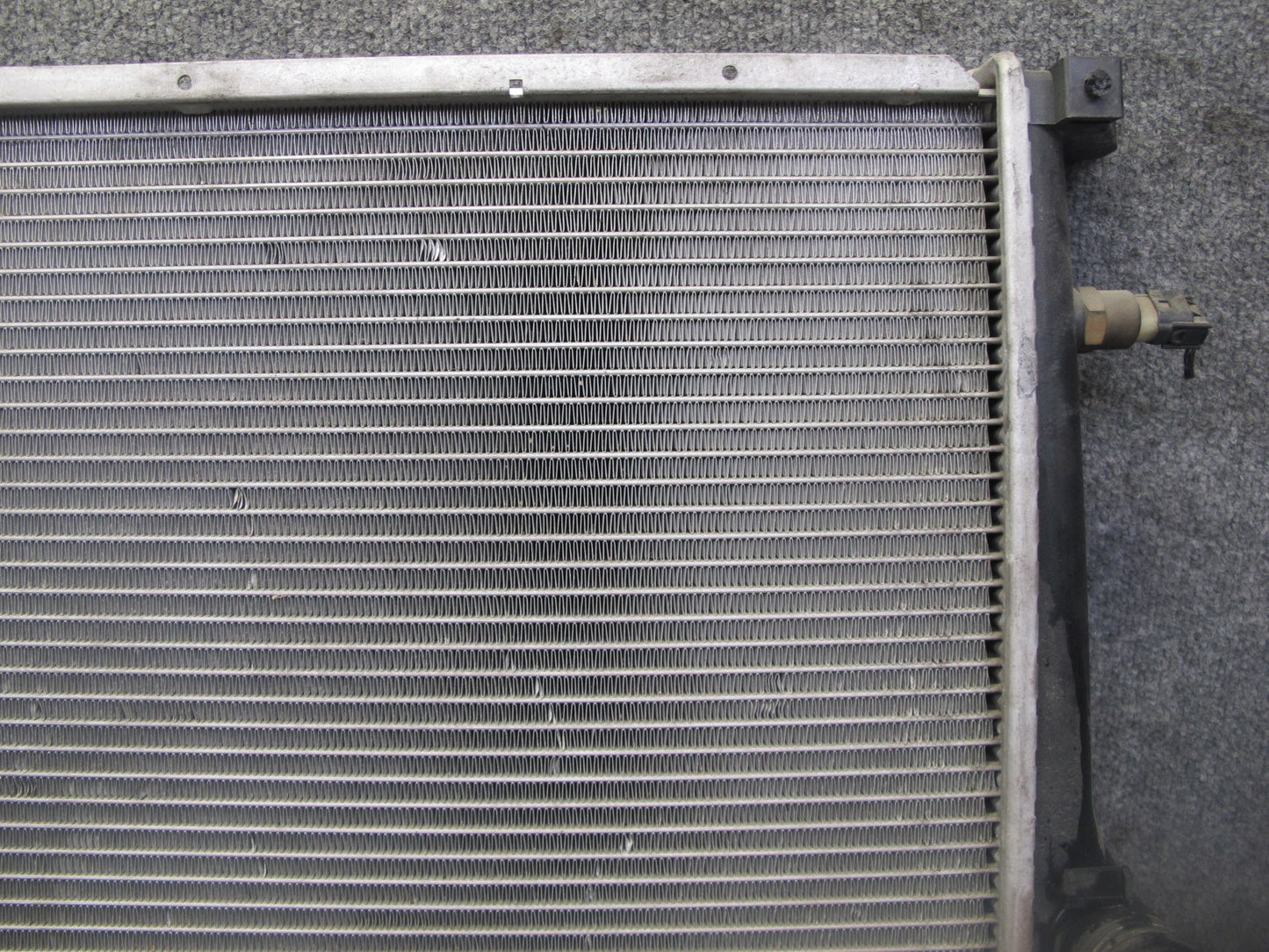 96-99 BMW E36 328iC M52 Engine Aftermarket Cooling Radiator