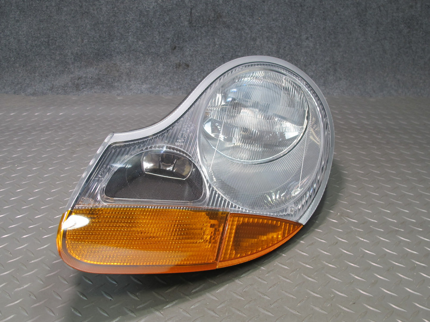 1997-2002 Porsche Boxster 986 Front Left Side Halogen Headlight Lamp 98663103104