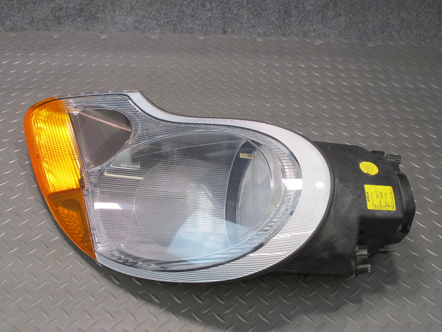 1997-2002 Porsche Boxster 986 Front Left Side Halogen Headlight Lamp 98663103104
