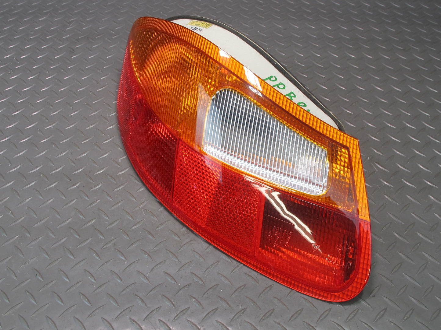 1997-2002 Porsche Boxster 986 Rear Left & Right Tail Light Lamp Set of 2