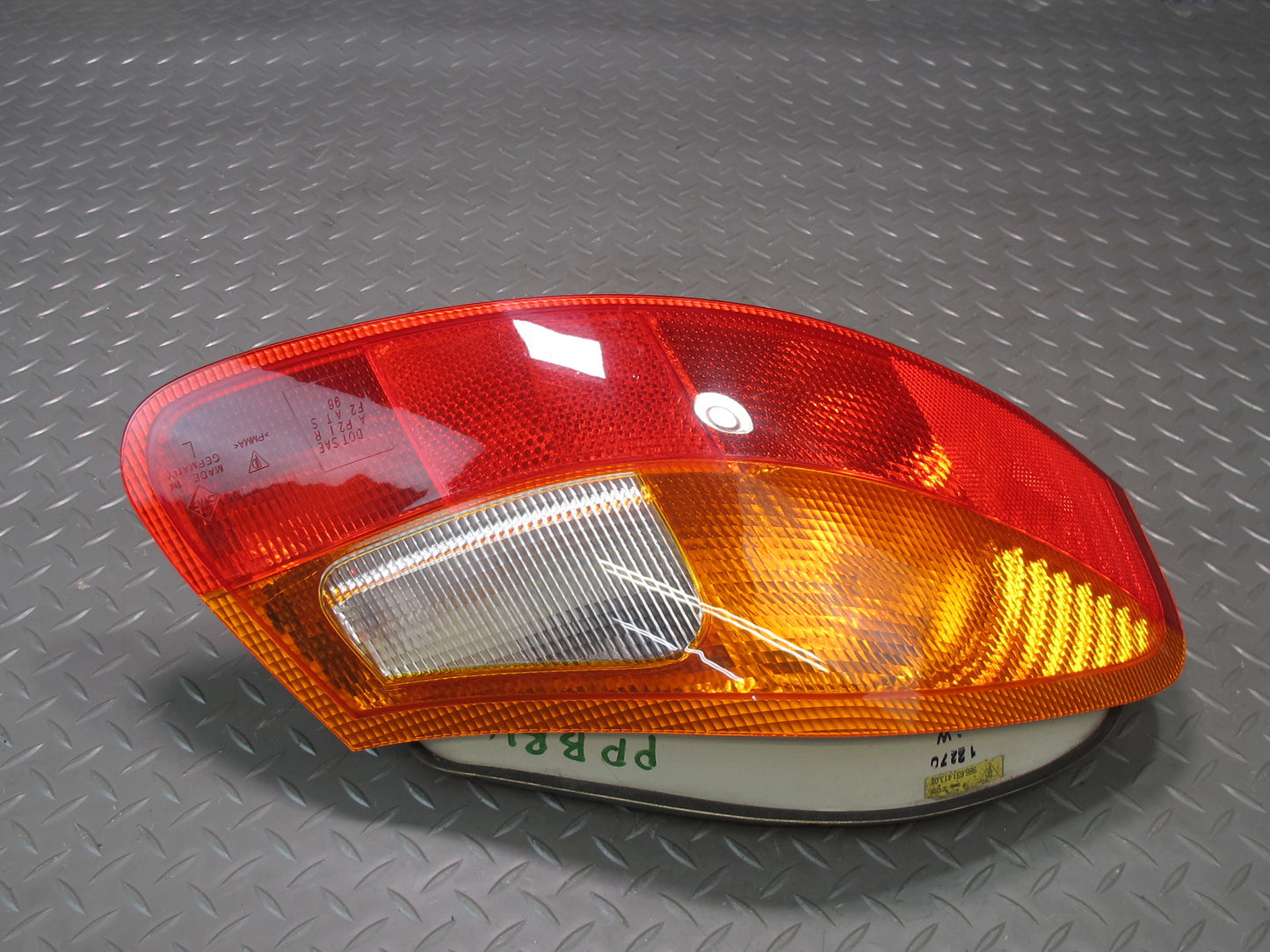 1997-2002 Porsche Boxster 986 Rear Left & Right Tail Light Lamp Set of 2