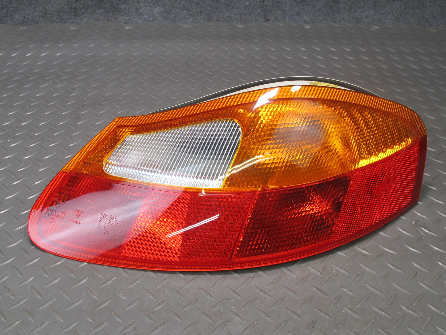 1997-2002 Porsche Boxster 986 Rear Left & Right Tail Light Lamp Set of 2