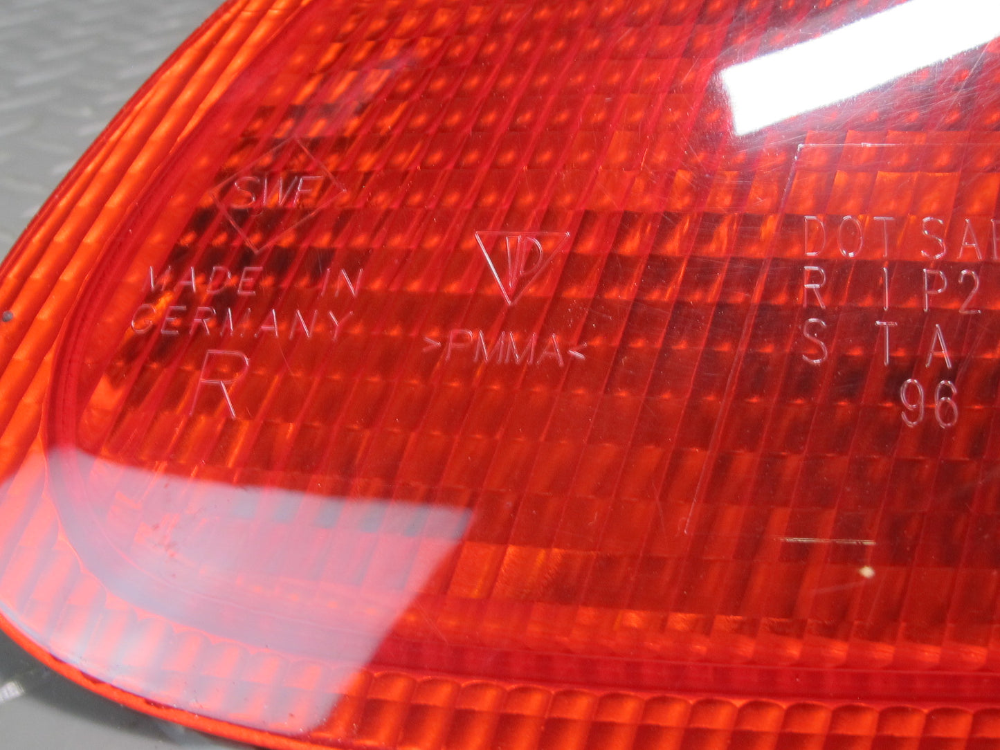 1997-2002 Porsche Boxster 986 Rear Left & Right Tail Light Lamp Set of 2