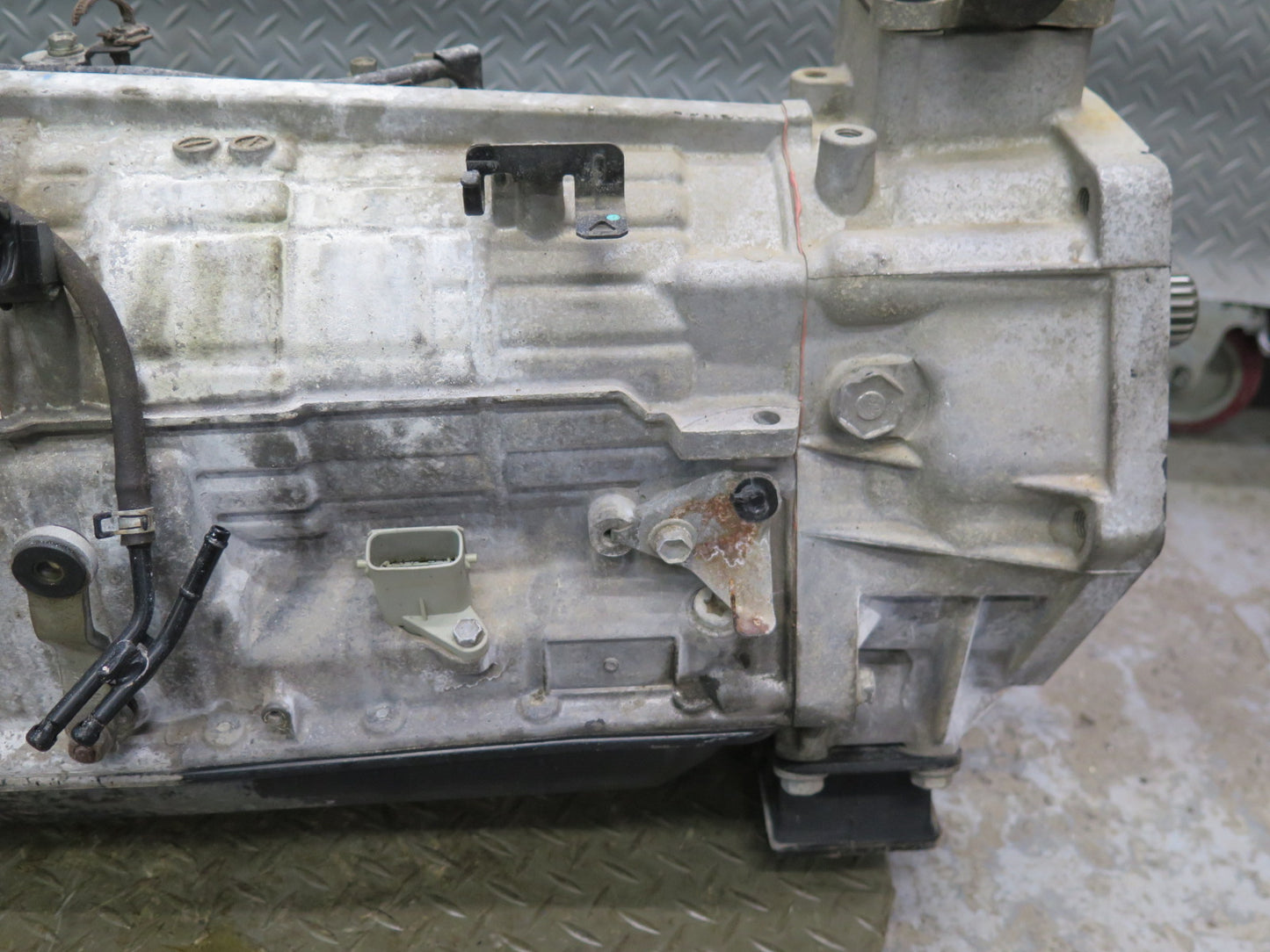 2006-2007 Lexus UZJ100L LX470 A750F A/T Automatic Transmission 35010-60A00