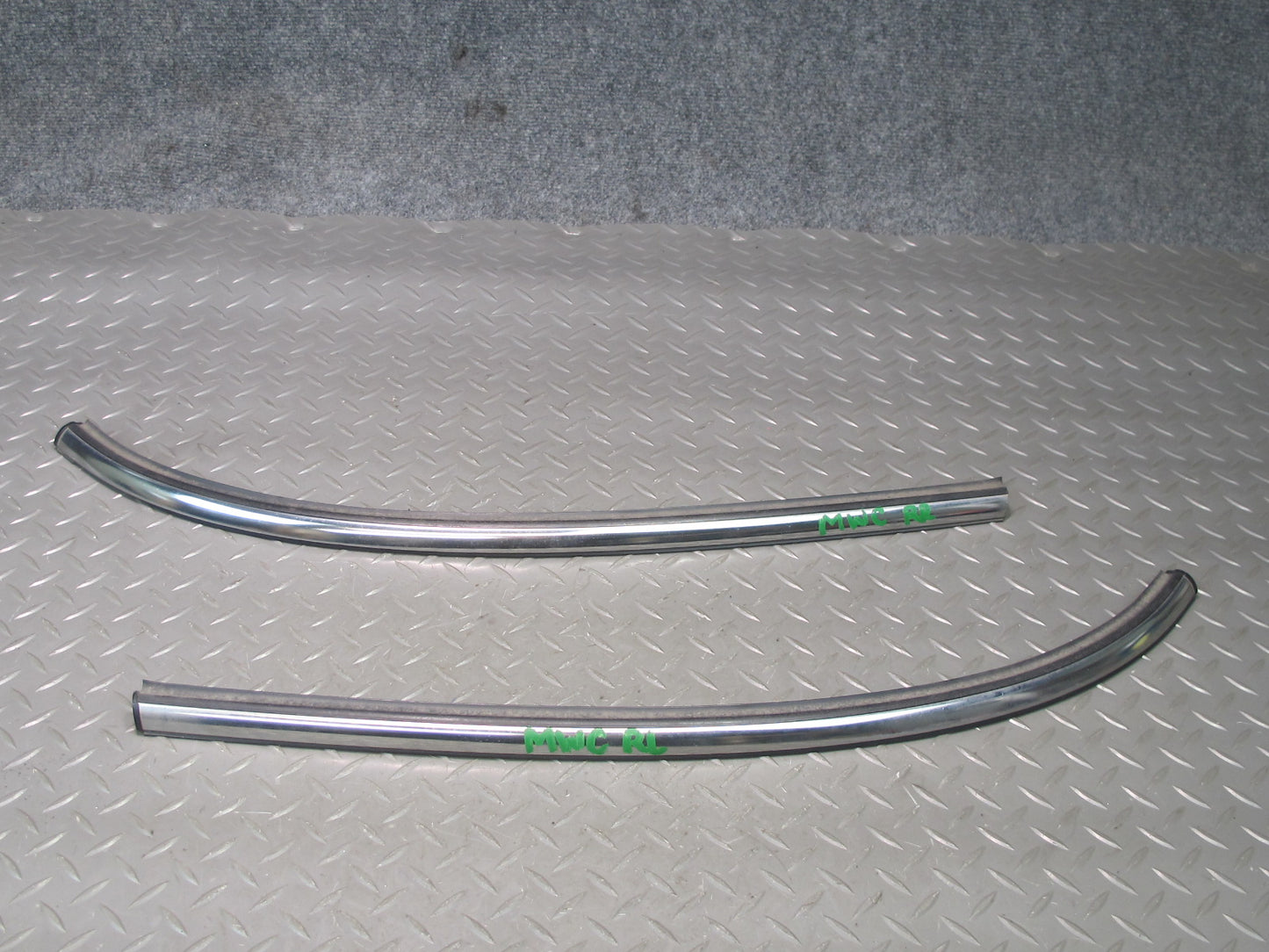 11-15 Mini R60 Countryman Rear Set of 2 Rear Quarter Chrome Trim Molding OEM