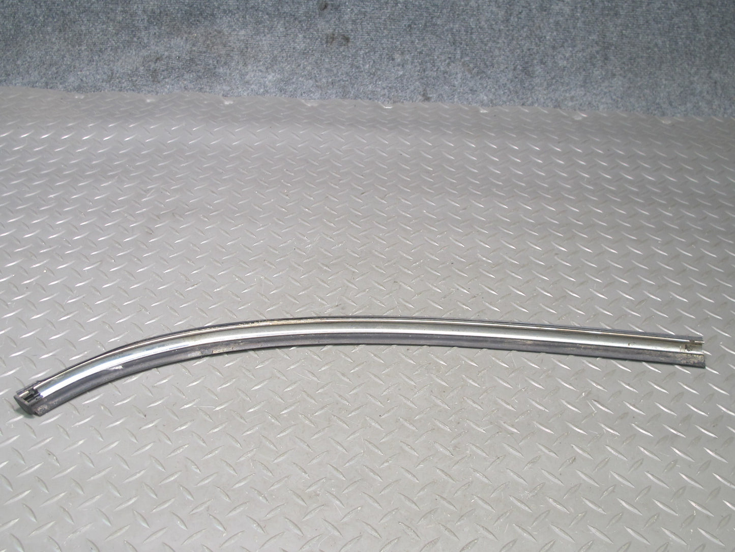 11-15 Mini R60 Countryman Rear Set of 2 Rear Quarter Chrome Trim Molding OEM