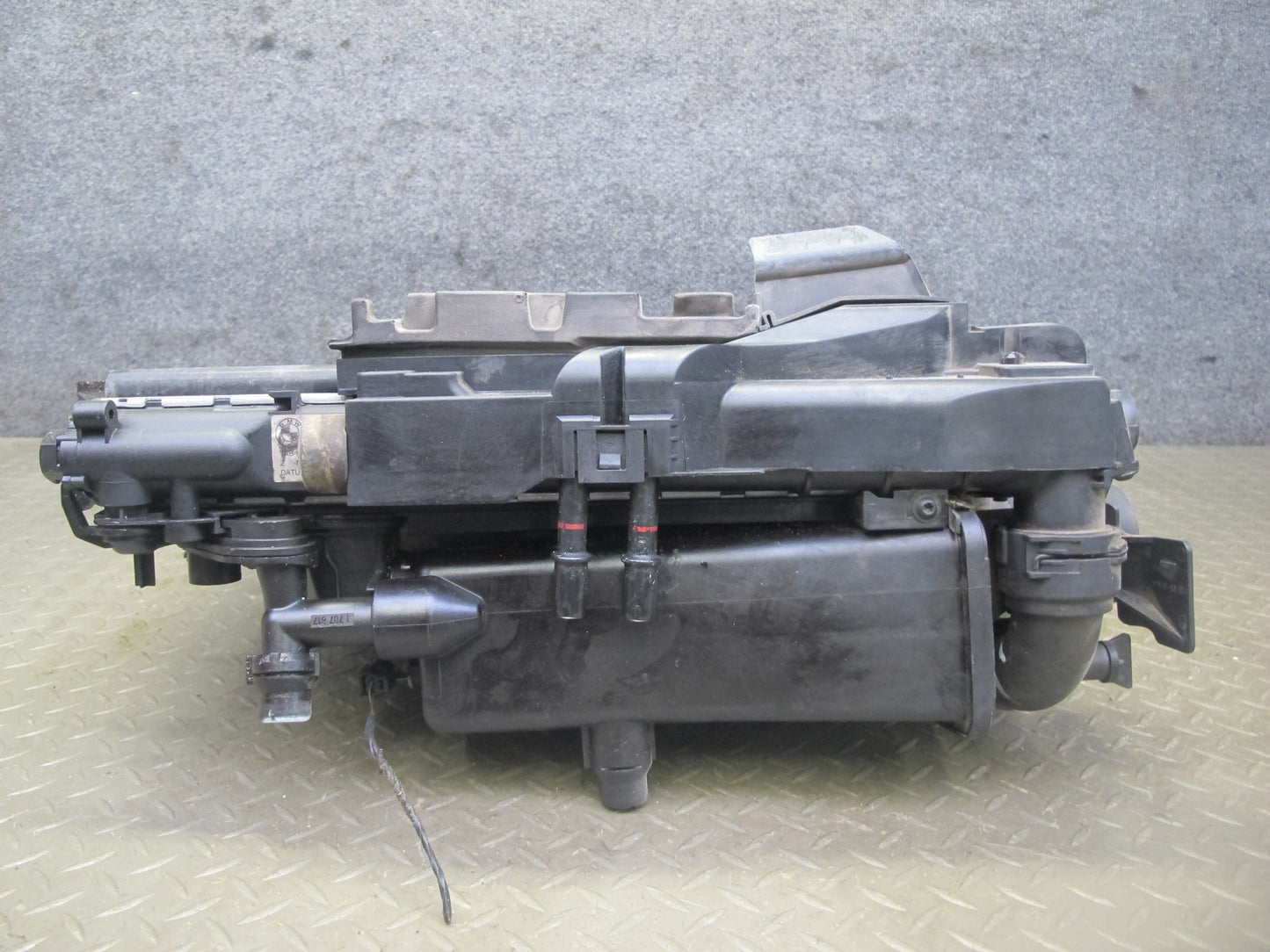 03-06 BMW E46 330Ci M54 A/T Engine Radiator A/C Condenser Oil Cooler Shroud Set