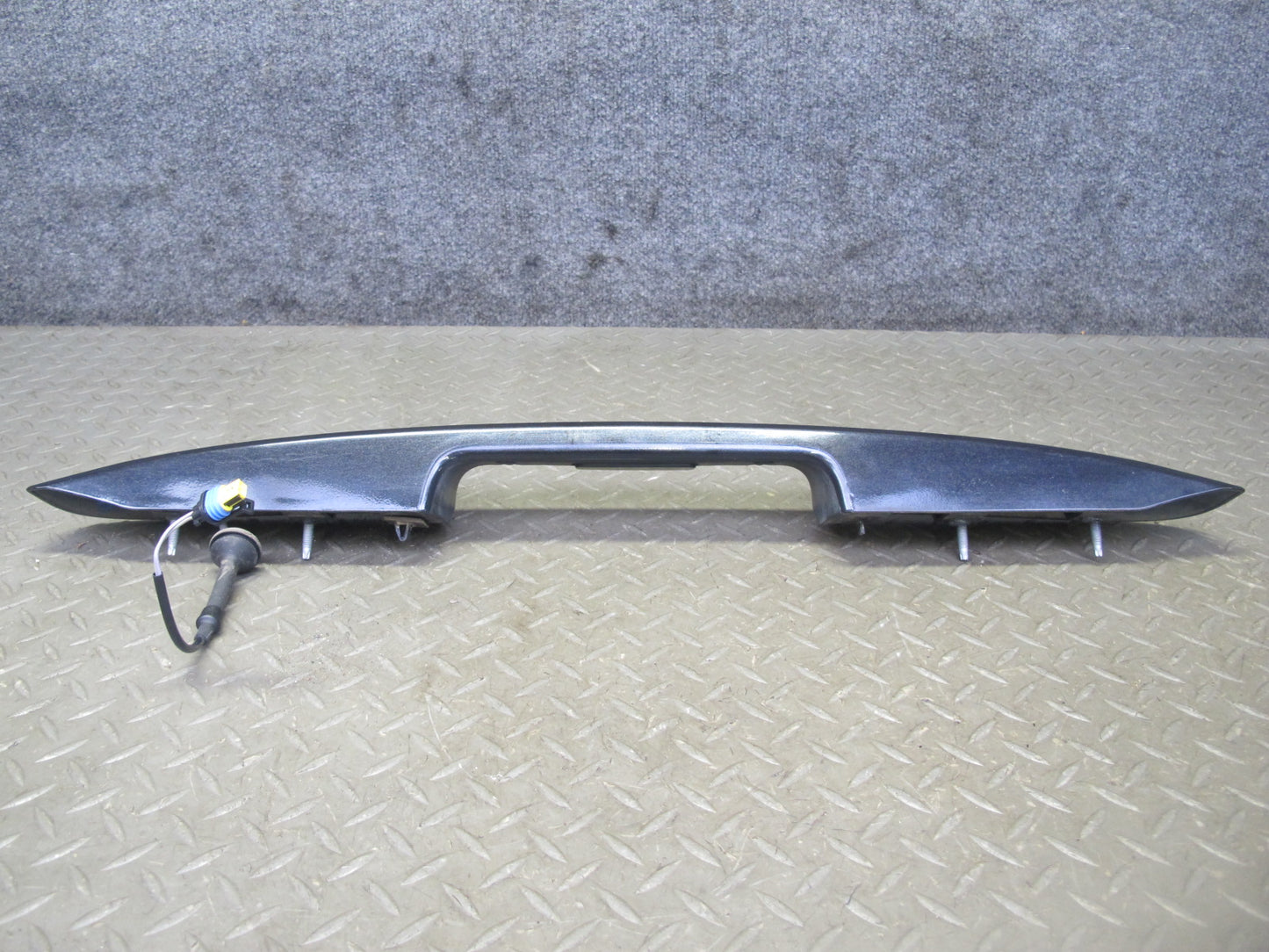 2007-2014 Cadillac Escalade Rear Trunk Tailgate Release Handle Trim Molding