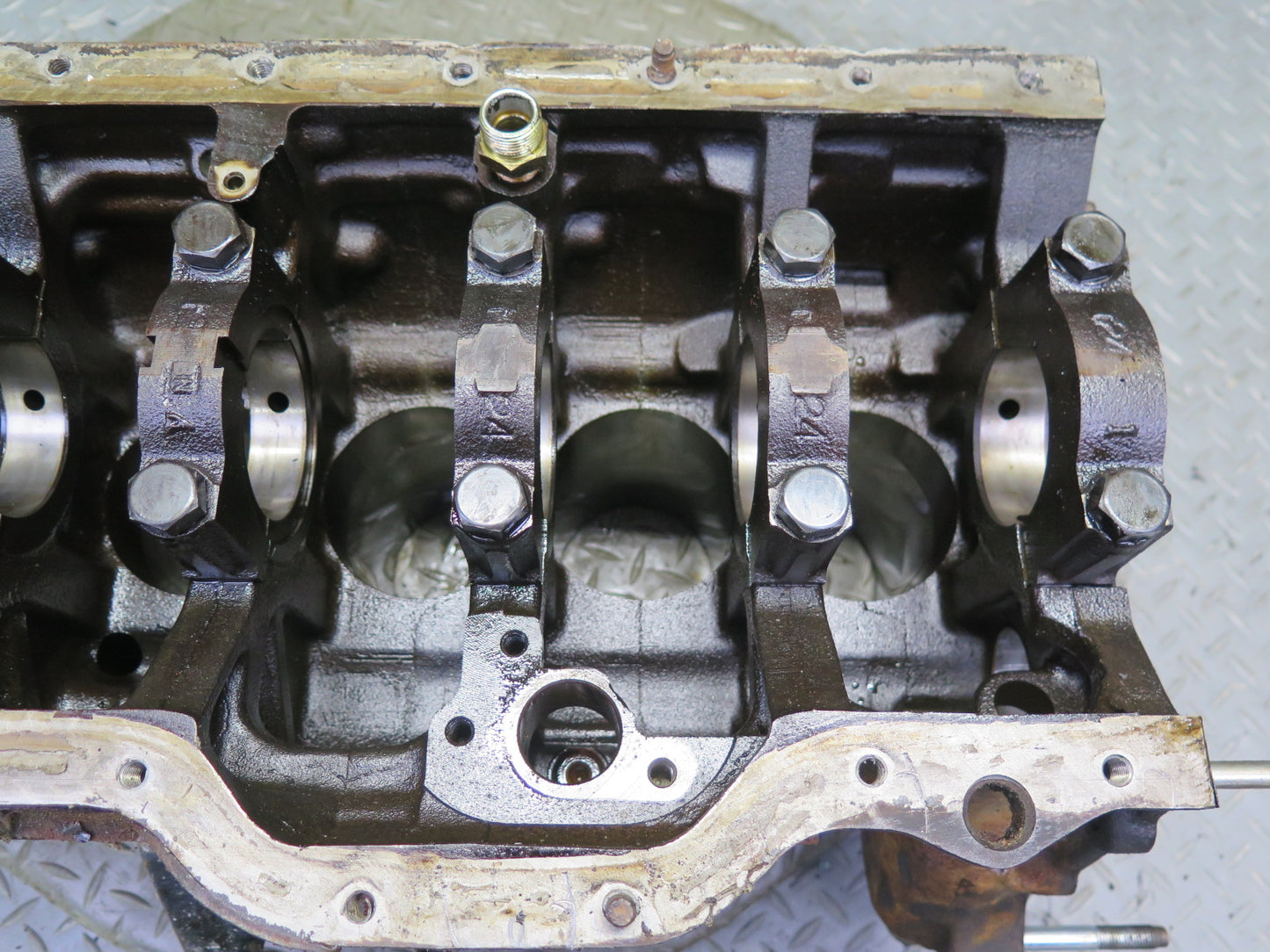 89-90 Toyota Supra MK3 3.0L 7MGE NON Turbo Engine Cylinder Block 118K Miles OEM