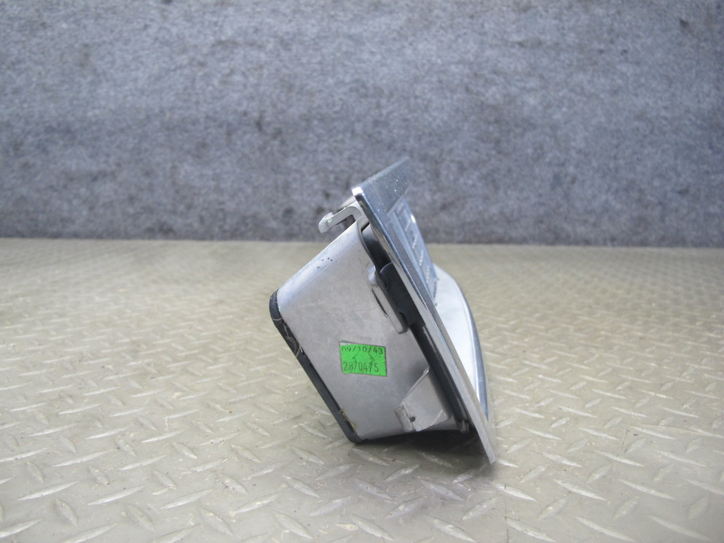 2009-2014 Cadillac Escalade Front Bumper Center Lower Grille 15907624