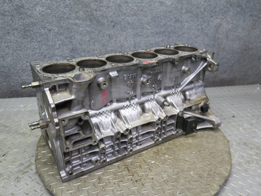 03-06 BMW E46 330i 330Ci 3.0L M54 M54B30 Engine Block 104k Miles OEM