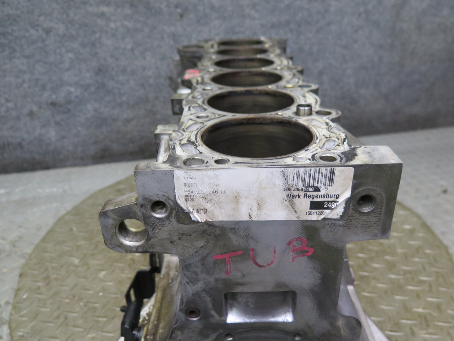 03-06 BMW E46 330i 330Ci 3.0L M54 M54B30 Engine Block 104k Miles OEM