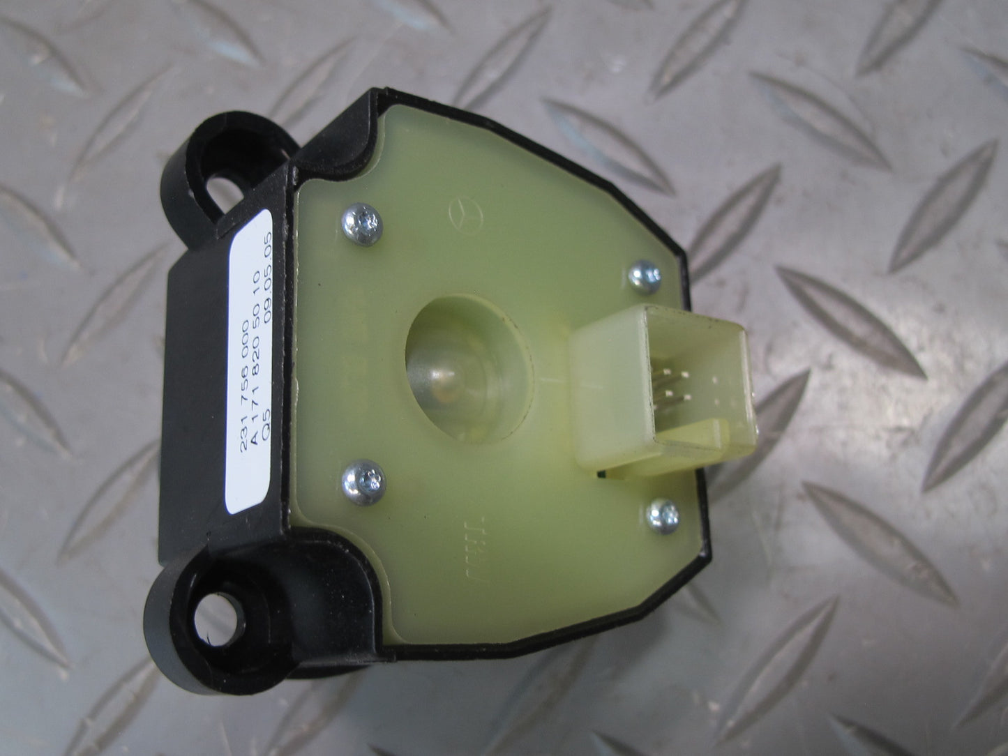 05-11 Mercedes R171 Slk-class TOP Roof Convertible Switch 1718205010 OEM