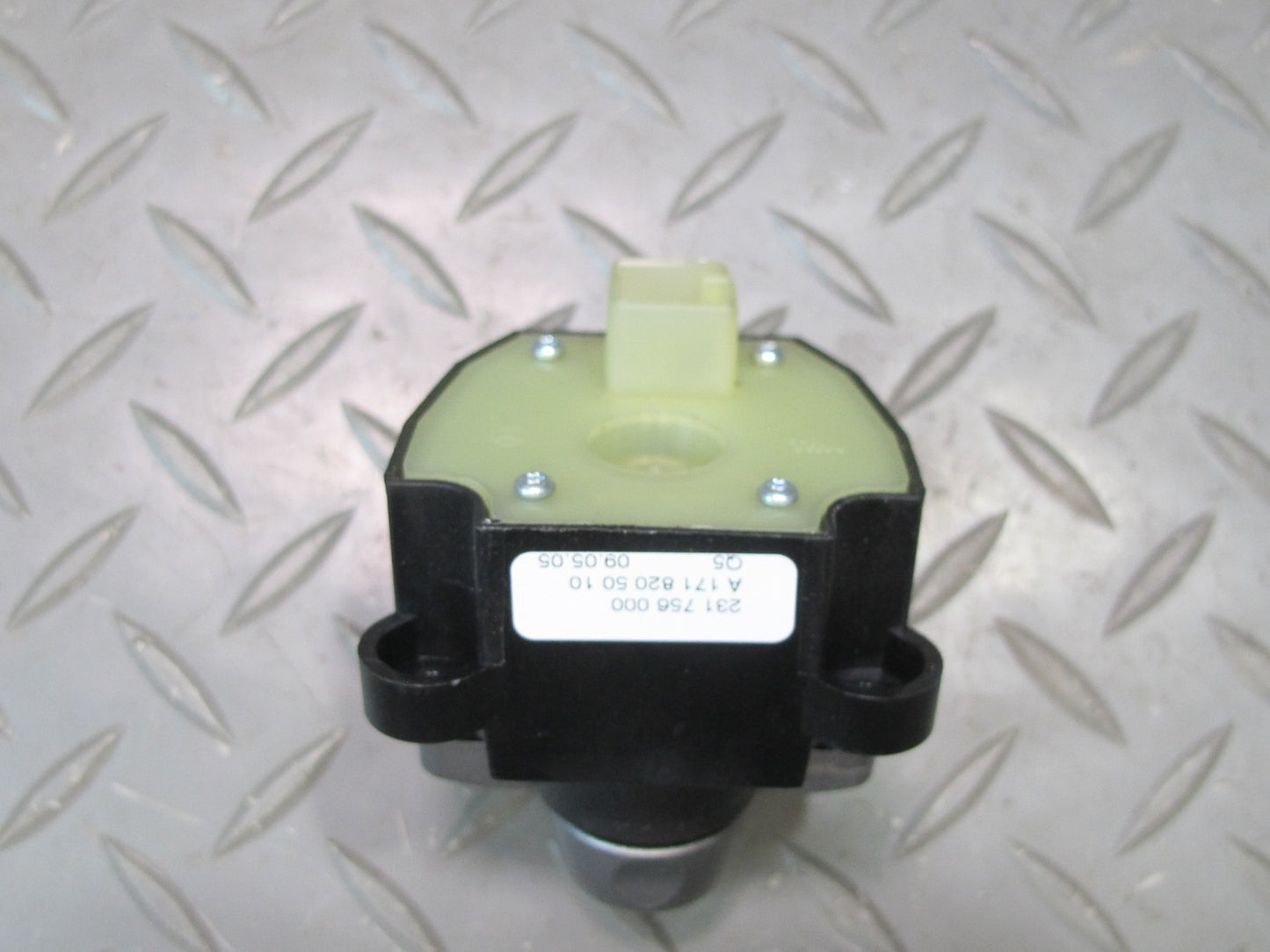 05-11 Mercedes R171 Slk-class TOP Roof Convertible Switch 1718205010 OEM