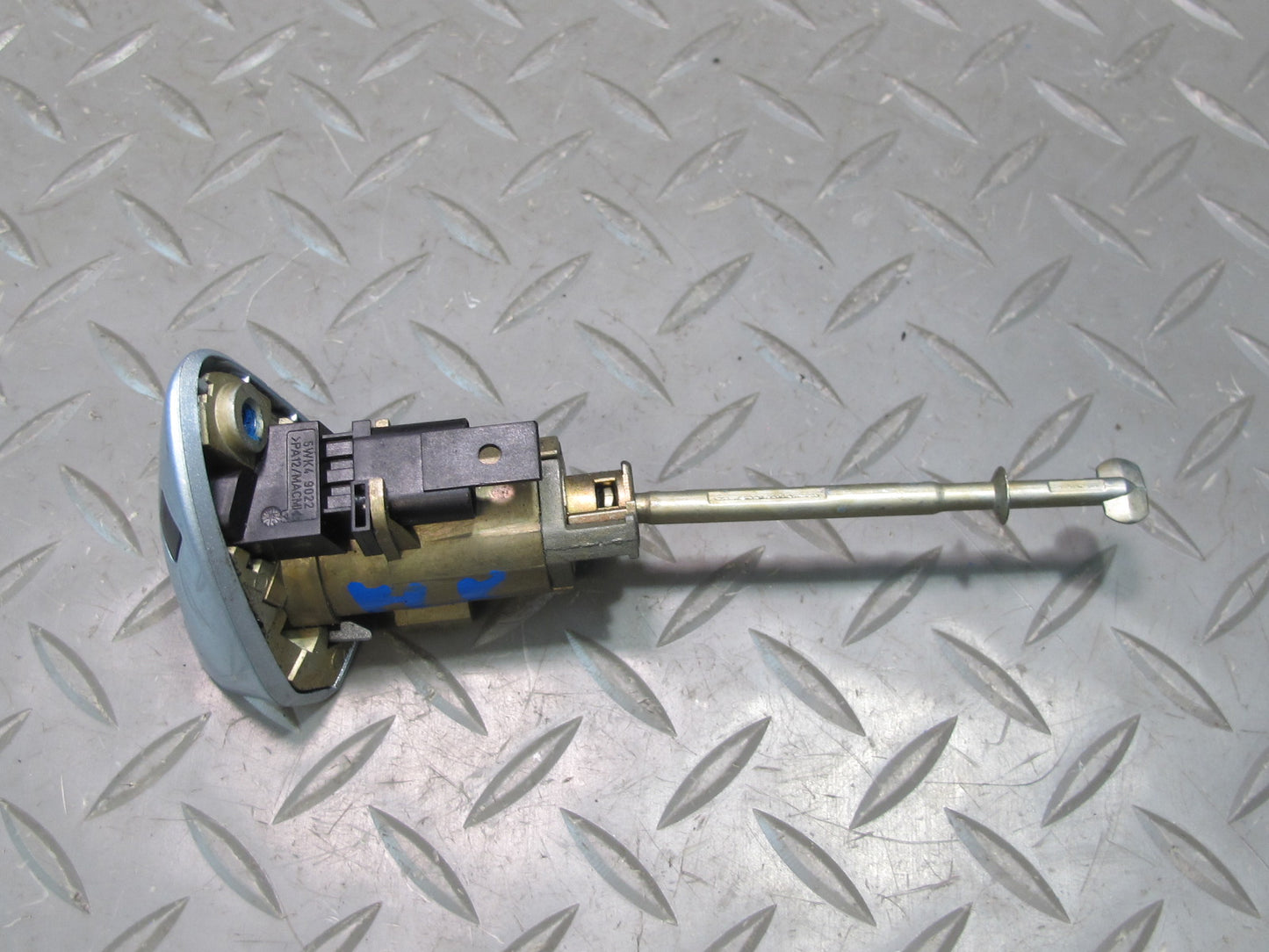 05-11 Mercedes R171 Slk-class Front Left Door Exterior Handle Lock Cylinder OEM